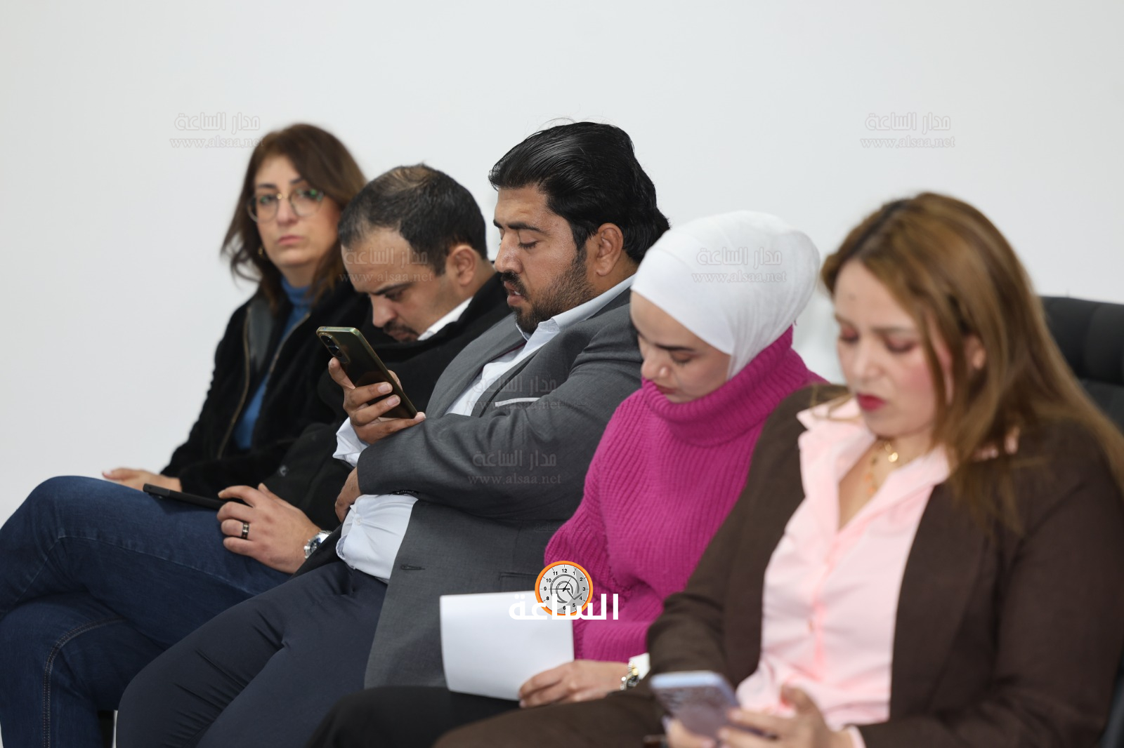 Madar Al-Saa Images 0.1668593307881726