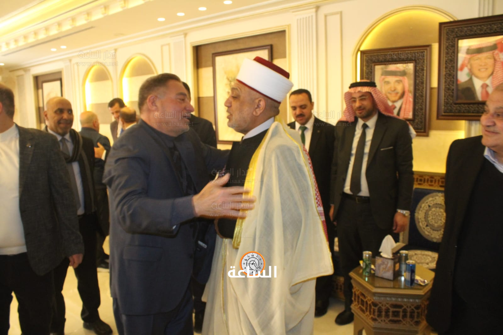 Madar Al-Saa Images 0.6059090732325739