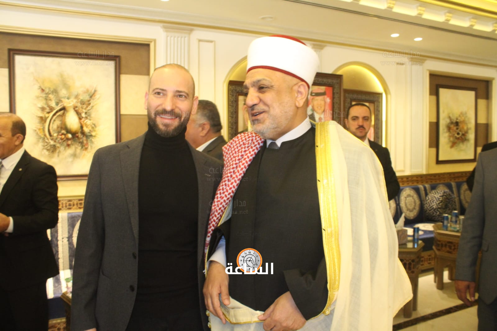 Madar Al-Saa Images 0.3459538377548279