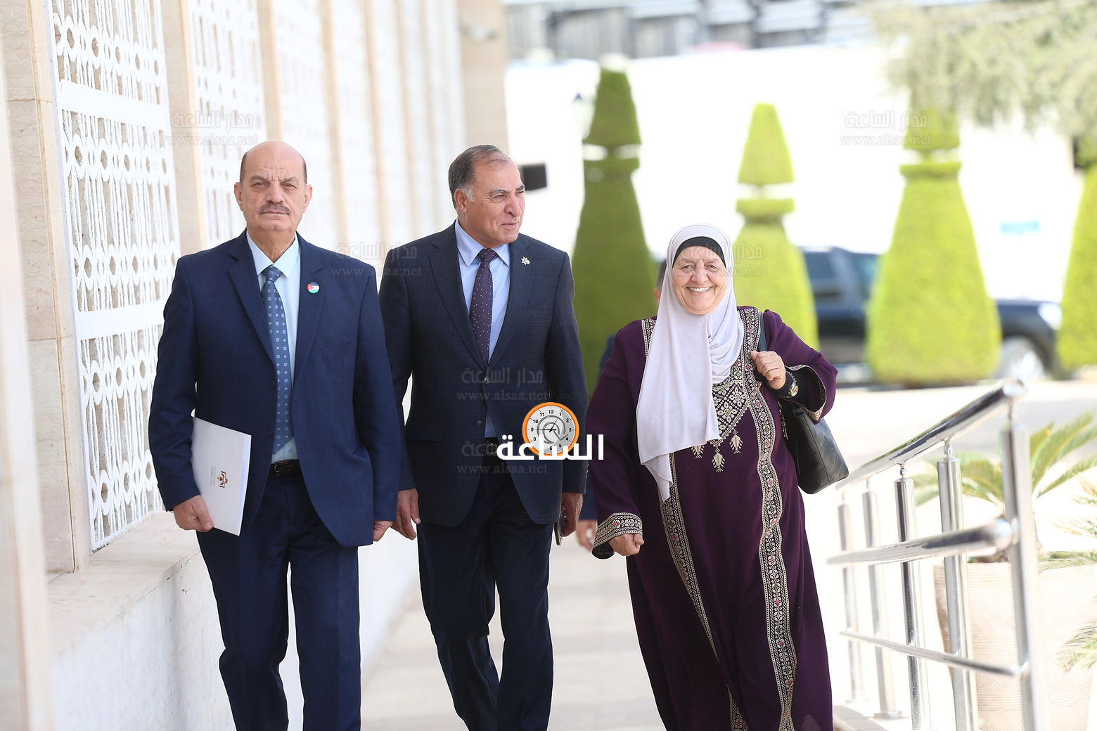 Madar Al-Saa Images 0.5747542616000816