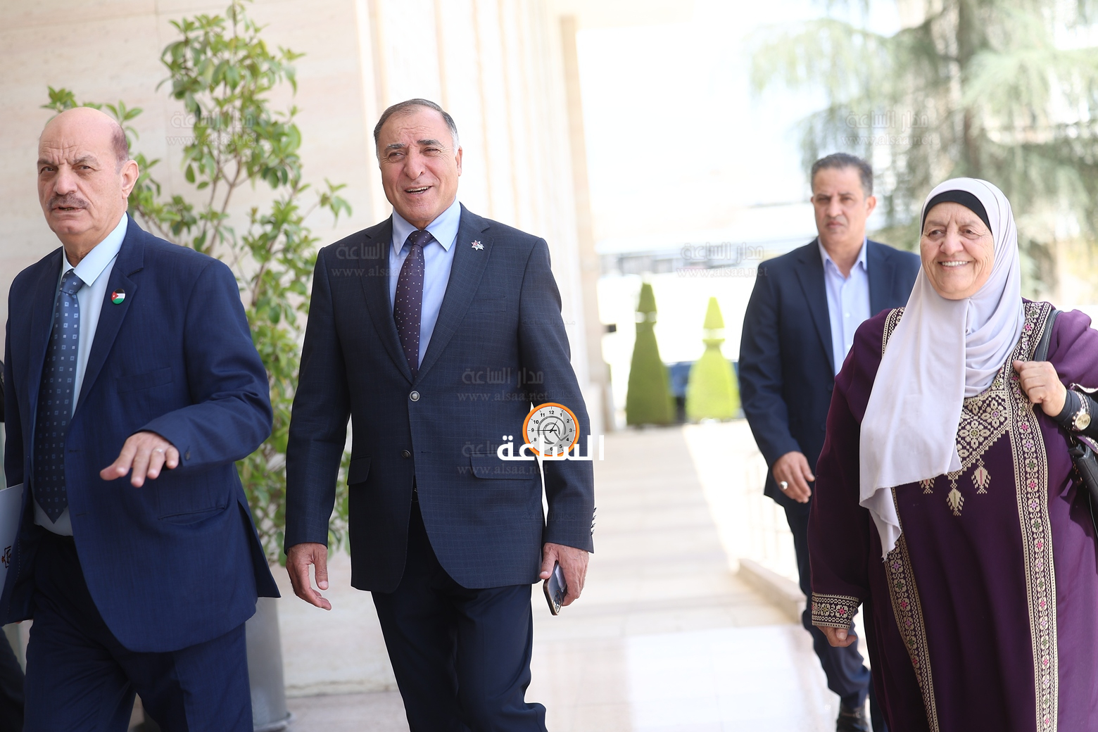 Madar Al-Saa Images 0.42441995214697203