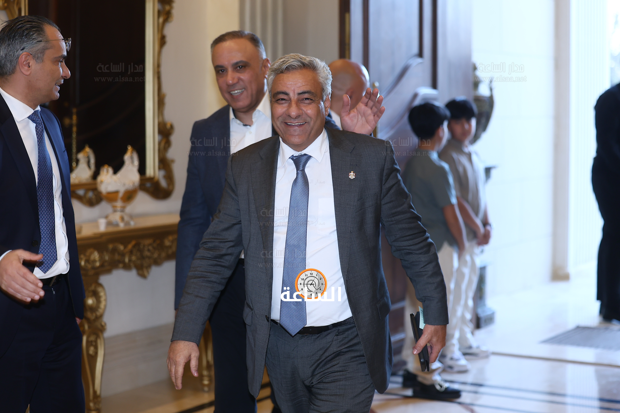 Madar Al-Saa Images 0.3475581113726963