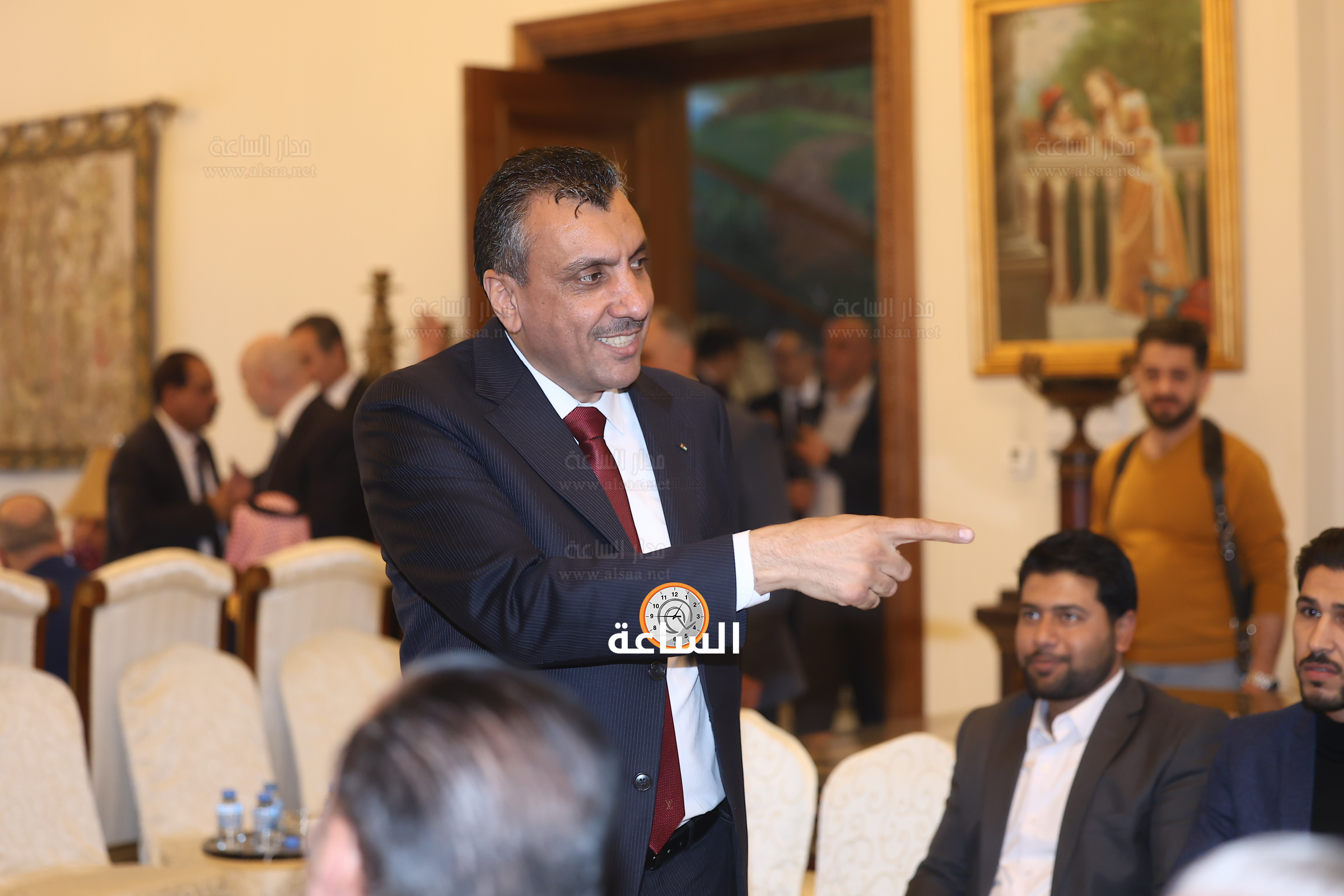 Madar Al-Saa Images 0.1459152640194784