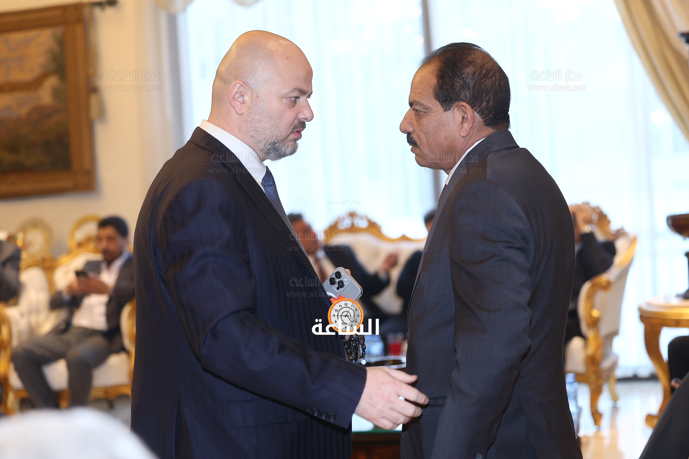 Madar Al-Saa Images 0.9992340674069529