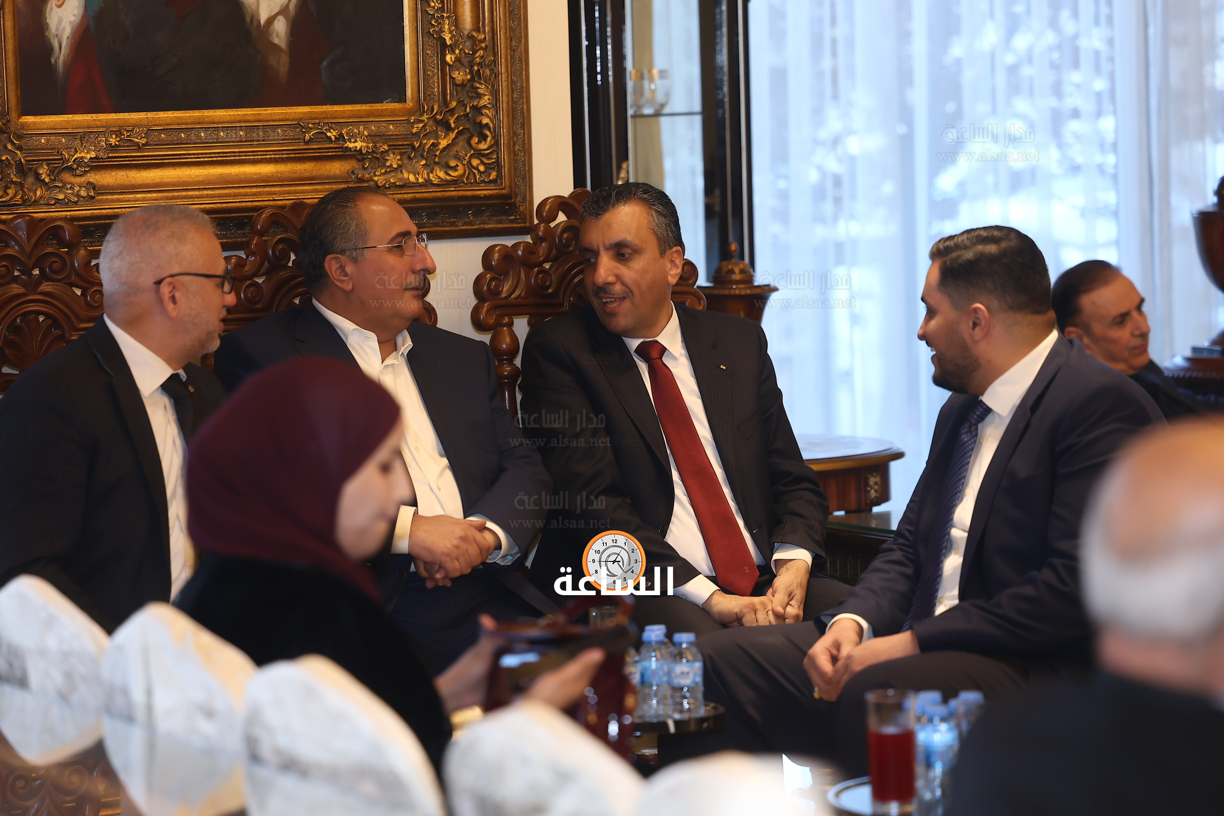 Madar Al-Saa Images 0.9021062368896814