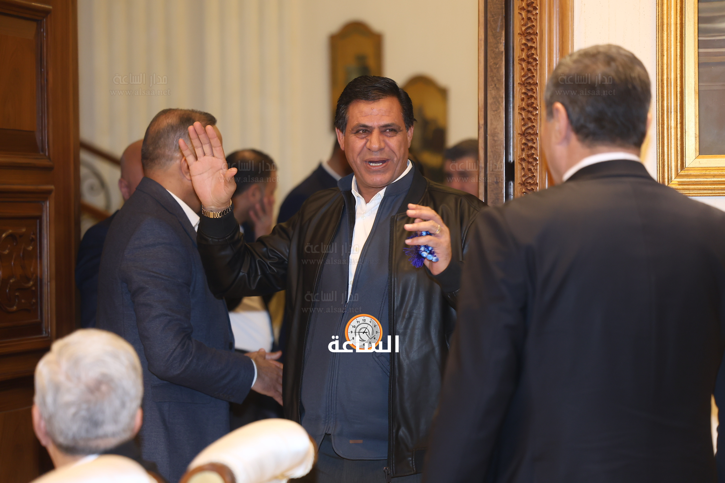 Madar Al-Saa Images 0.20402058101181897