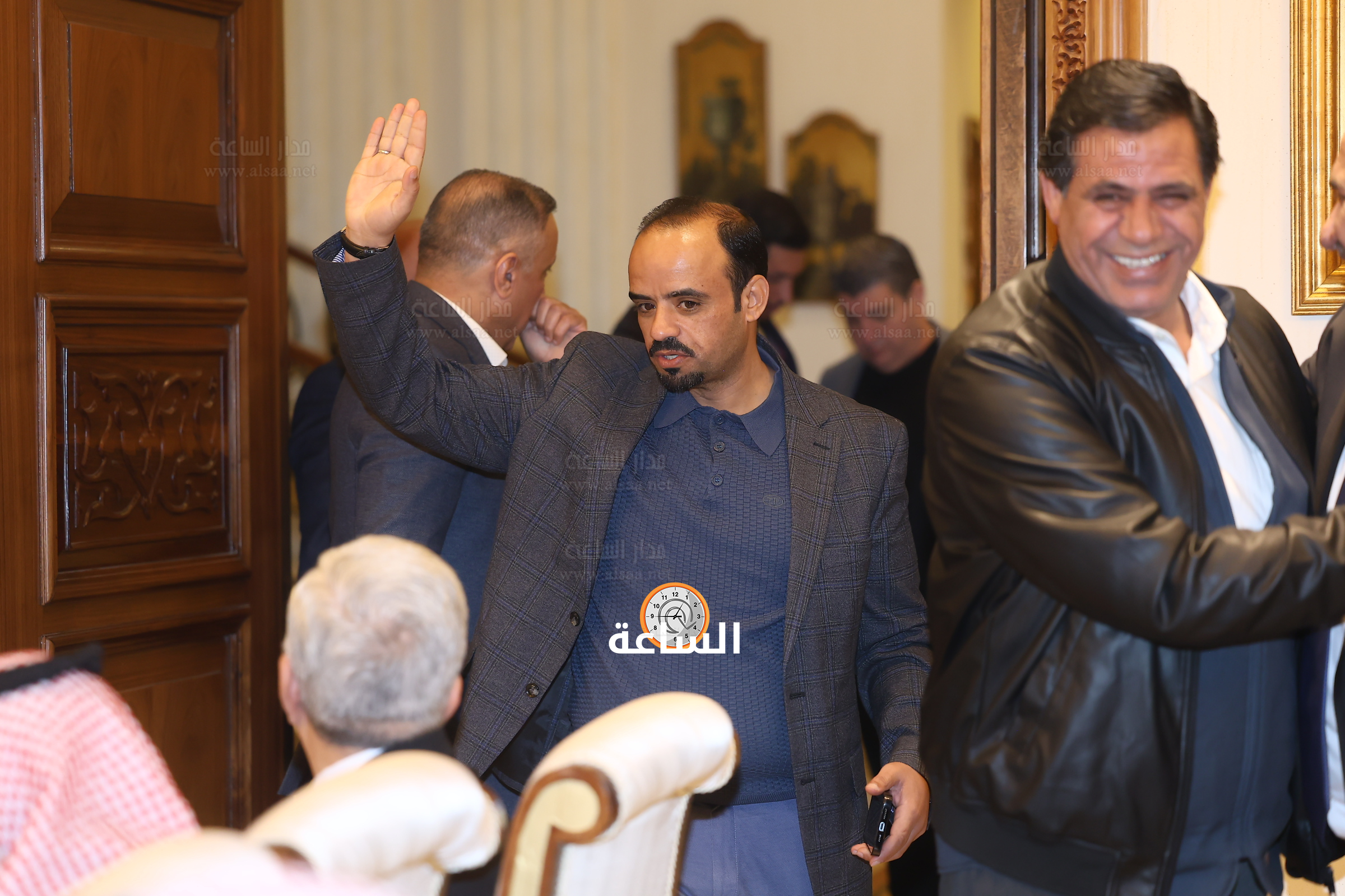 Madar Al-Saa Images 0.7077265603129901