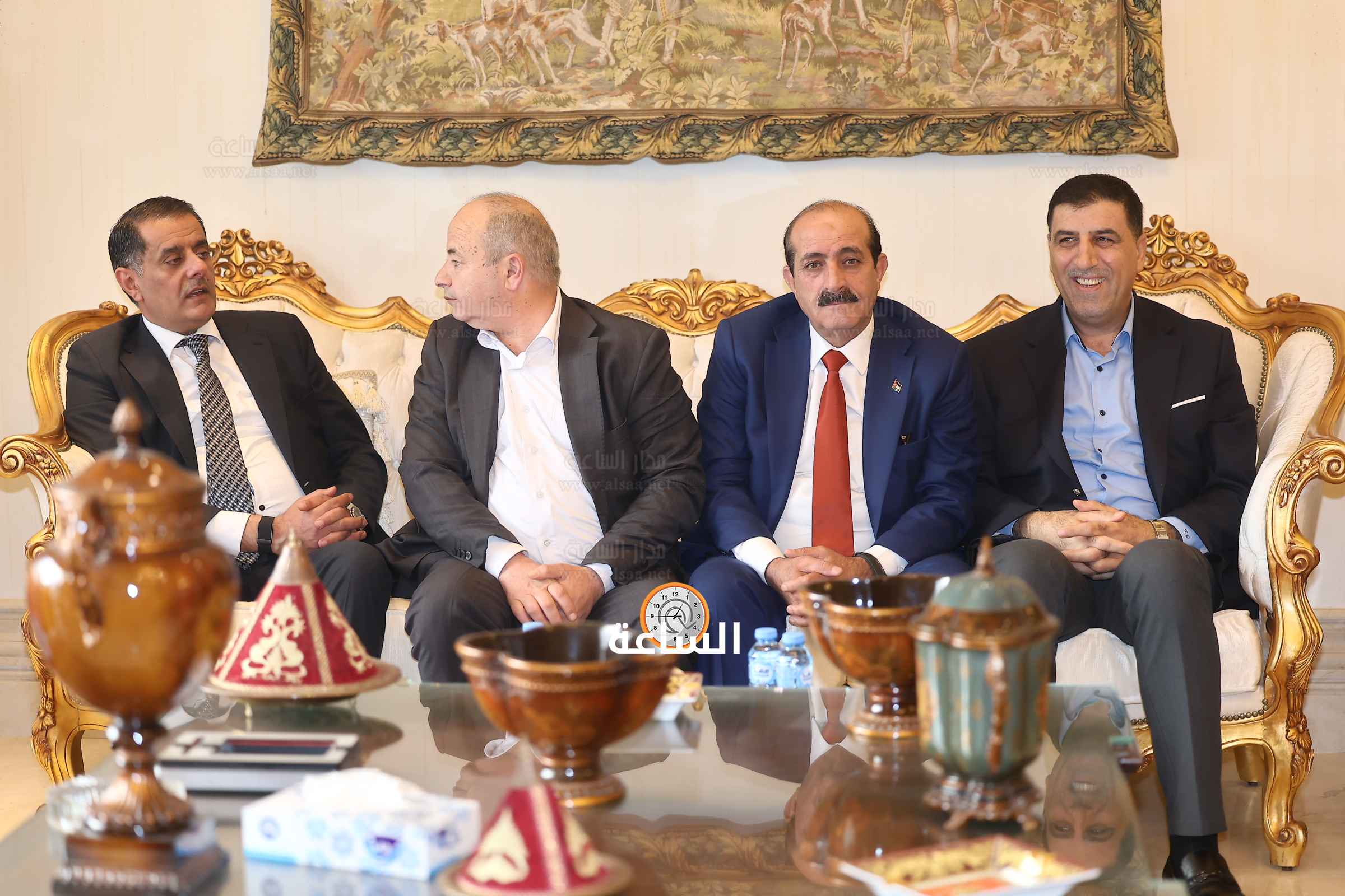 Madar Al-Saa Images 0.9676430213200728