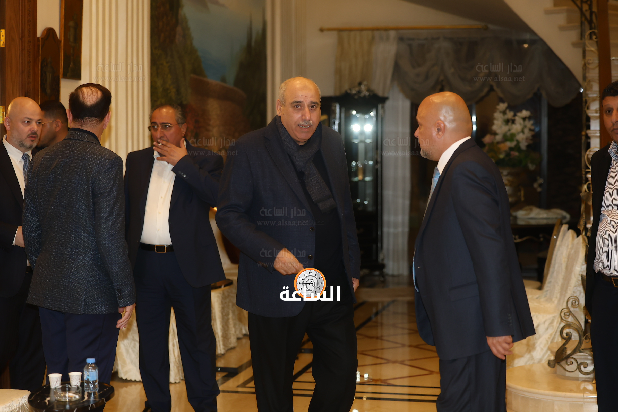 Madar Al-Saa Images 0.5358305344257324