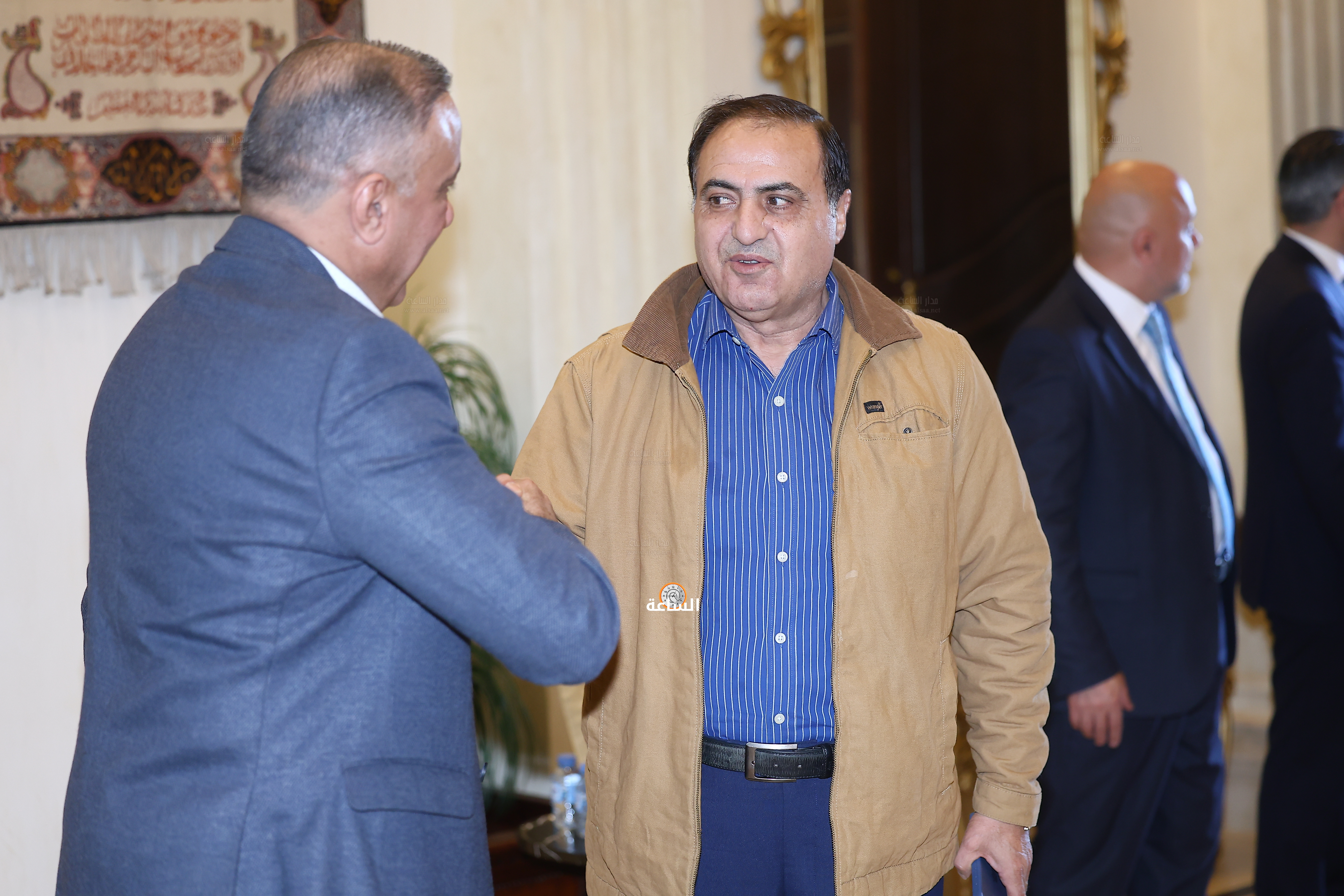 Madar Al-Saa Images 0.8843353199151359