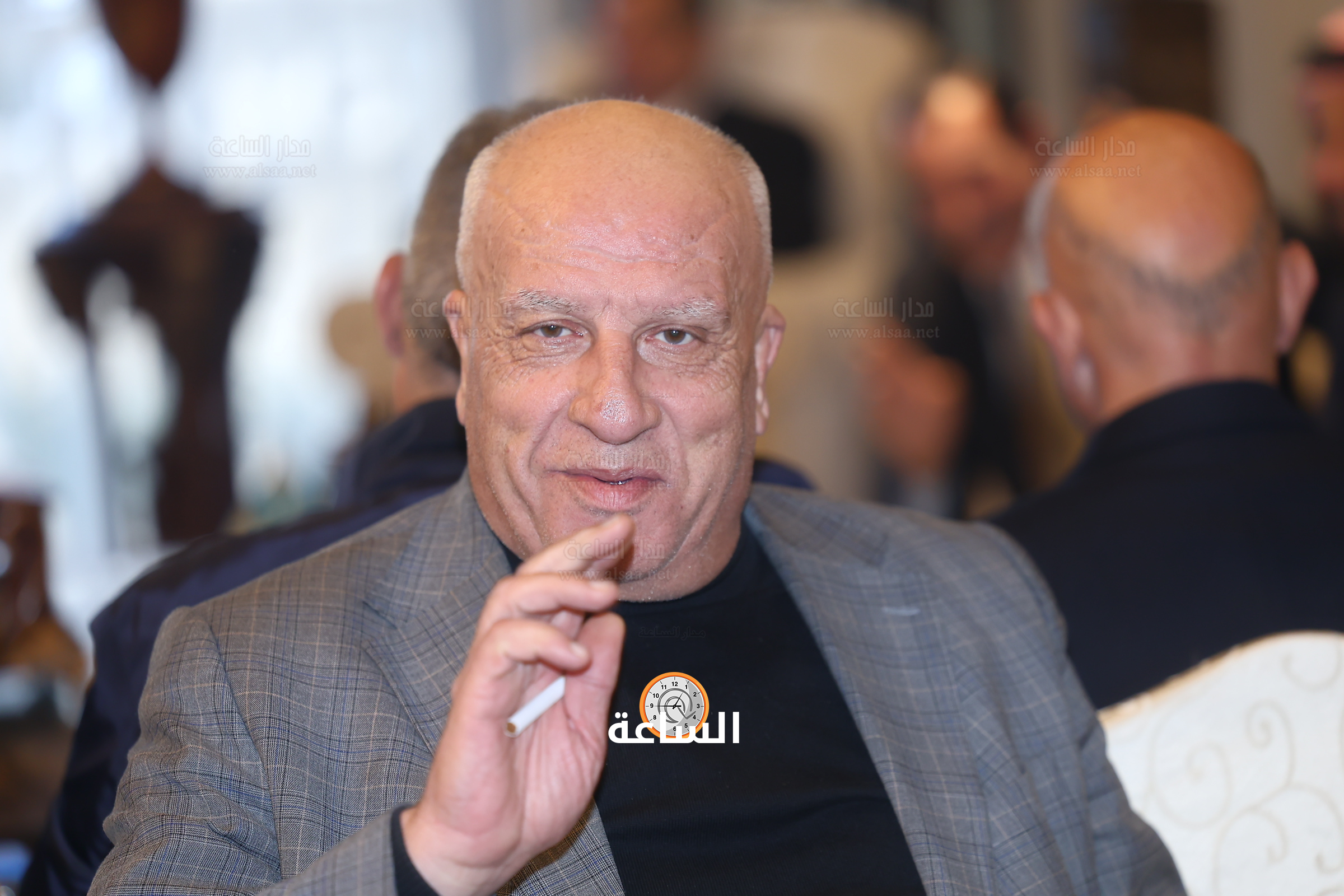 Madar Al-Saa Images 0.14199885884821173