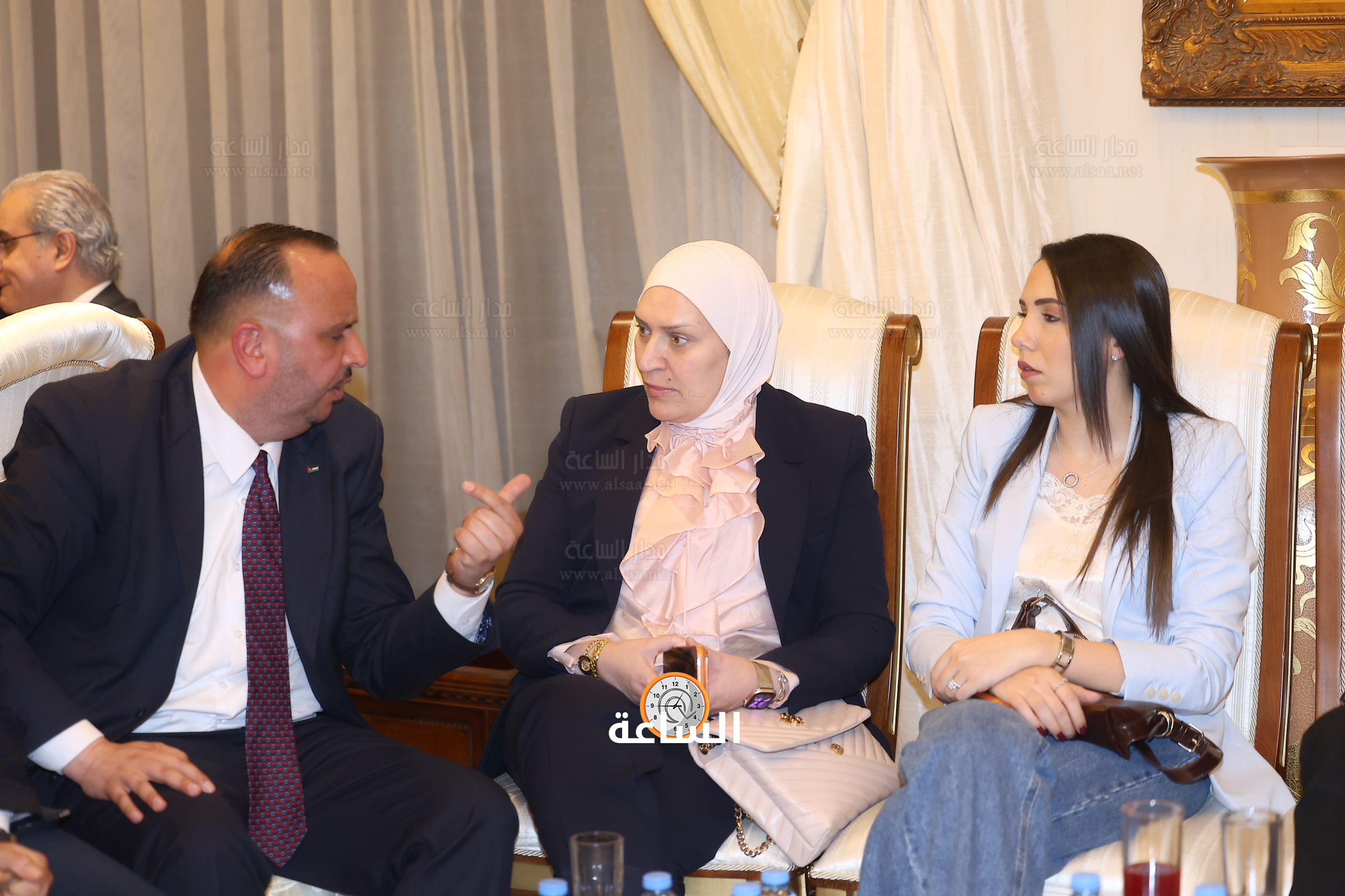 Madar Al-Saa Images 0.7075135736093773