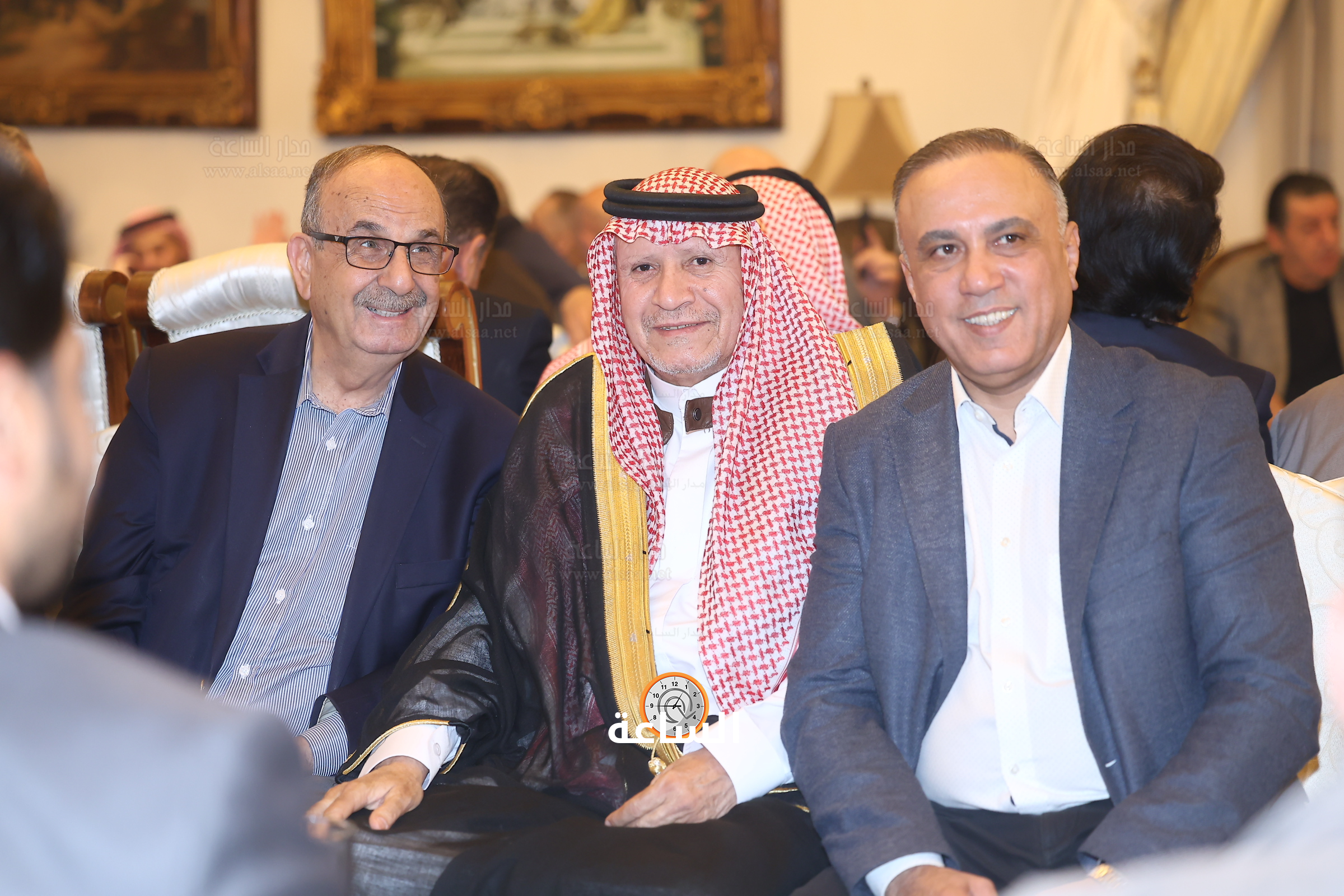 Madar Al-Saa Images 0.8715938482331548