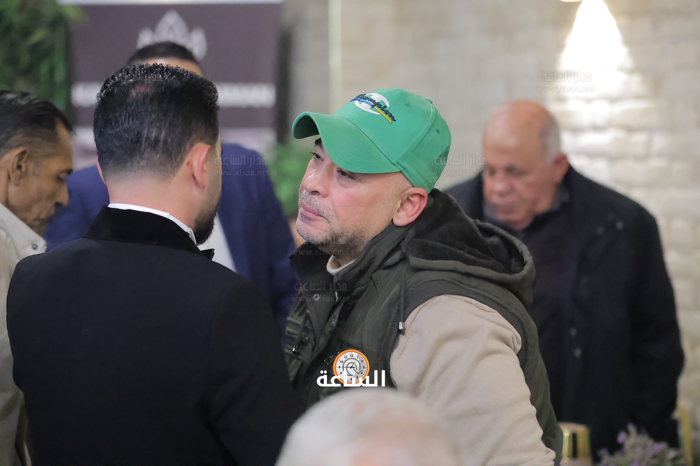 Madar Al-Saa Images 0.37378356686456493