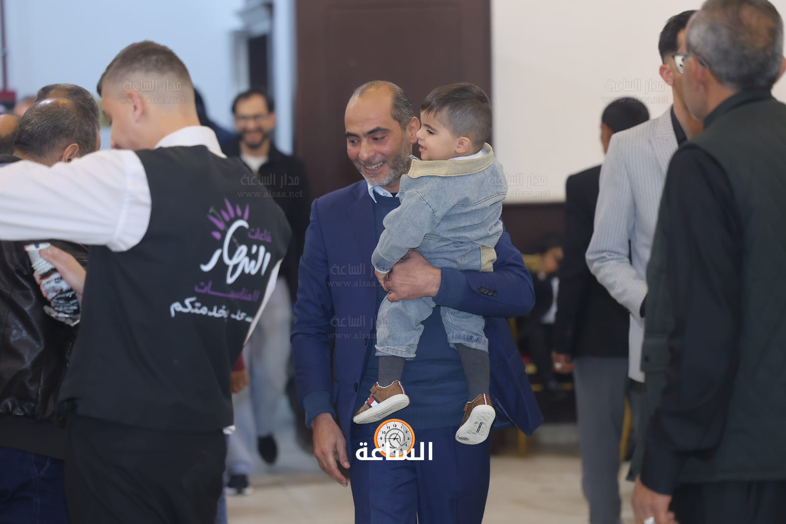 Madar Al-Saa Images 0.2298325306822664