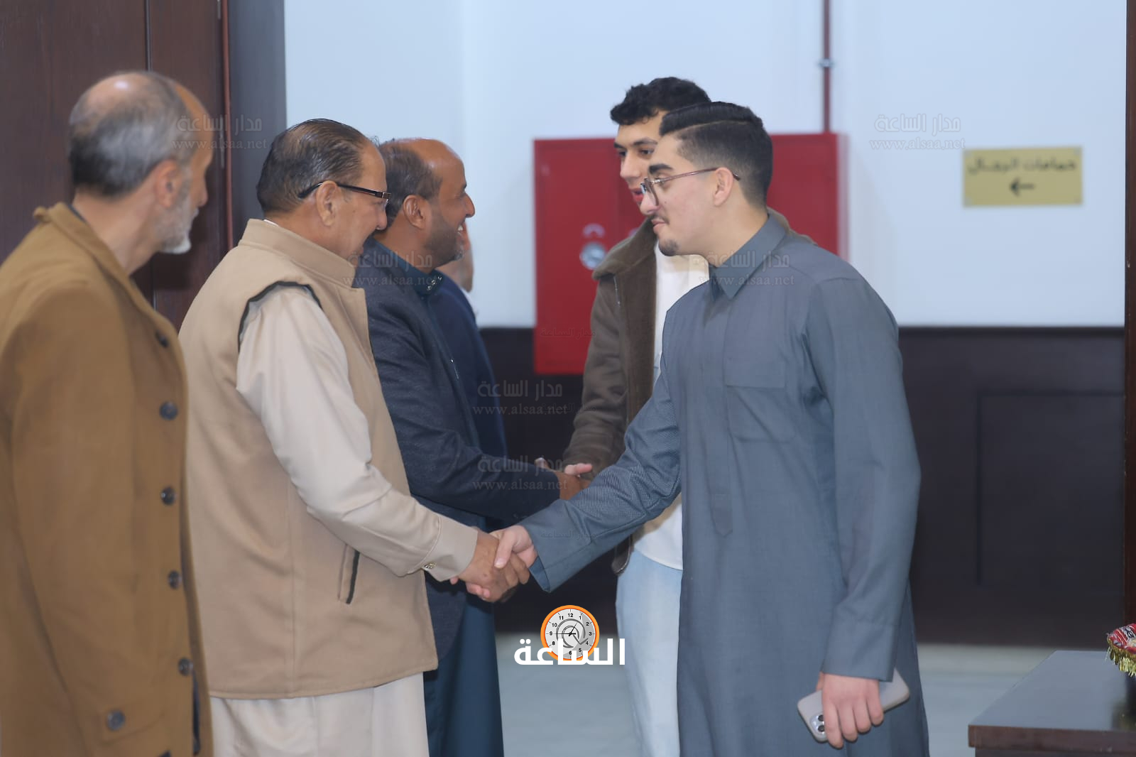 Madar Al-Saa Images 0.37795218961792065