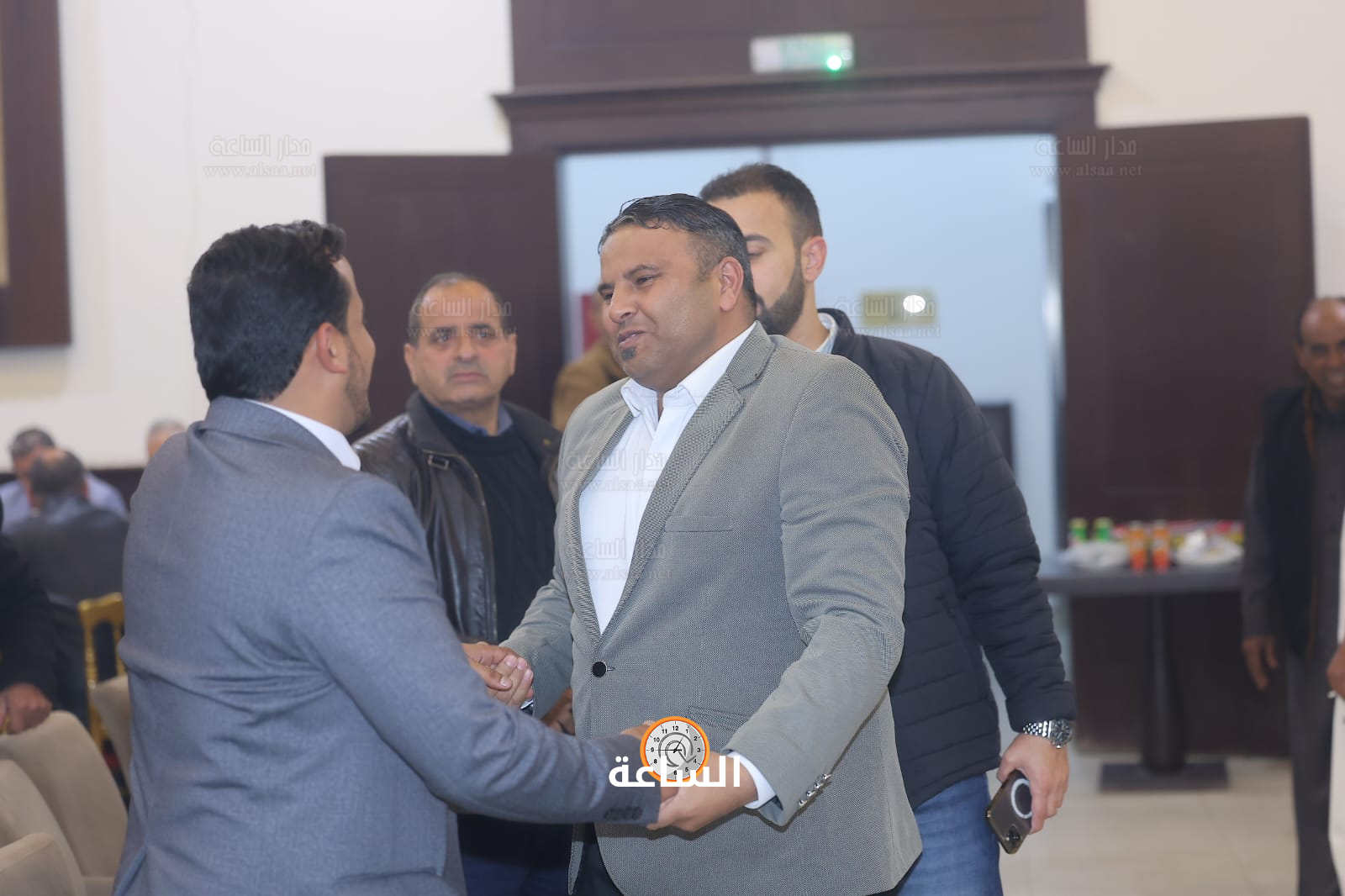 Madar Al-Saa Images 0.7698883703336955