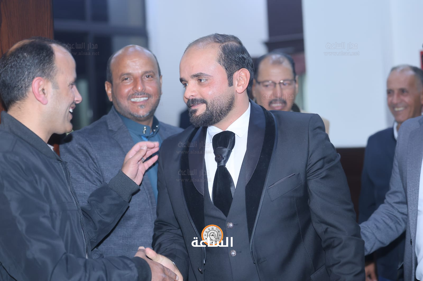 Madar Al-Saa Images 0.039080891487360825