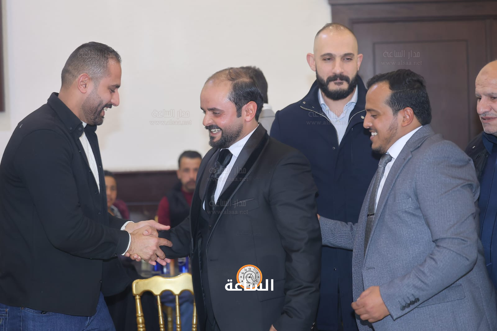 Madar Al-Saa Images 0.8526210997683906