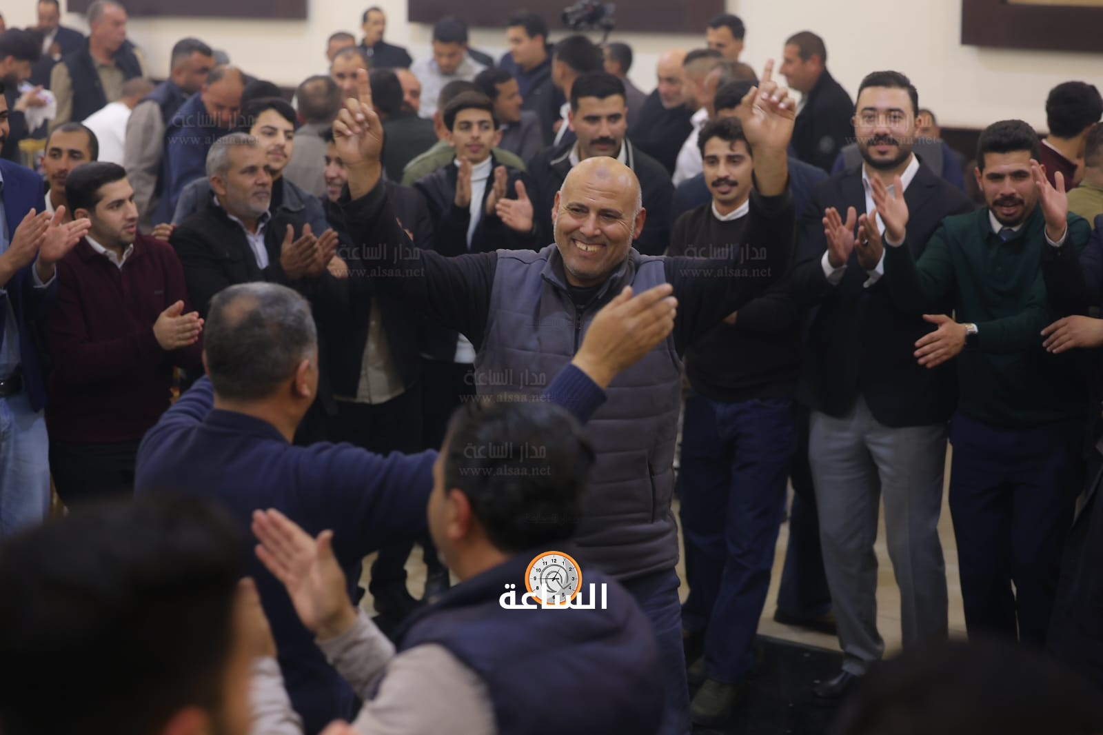 Madar Al-Saa Images 0.3359639623009587