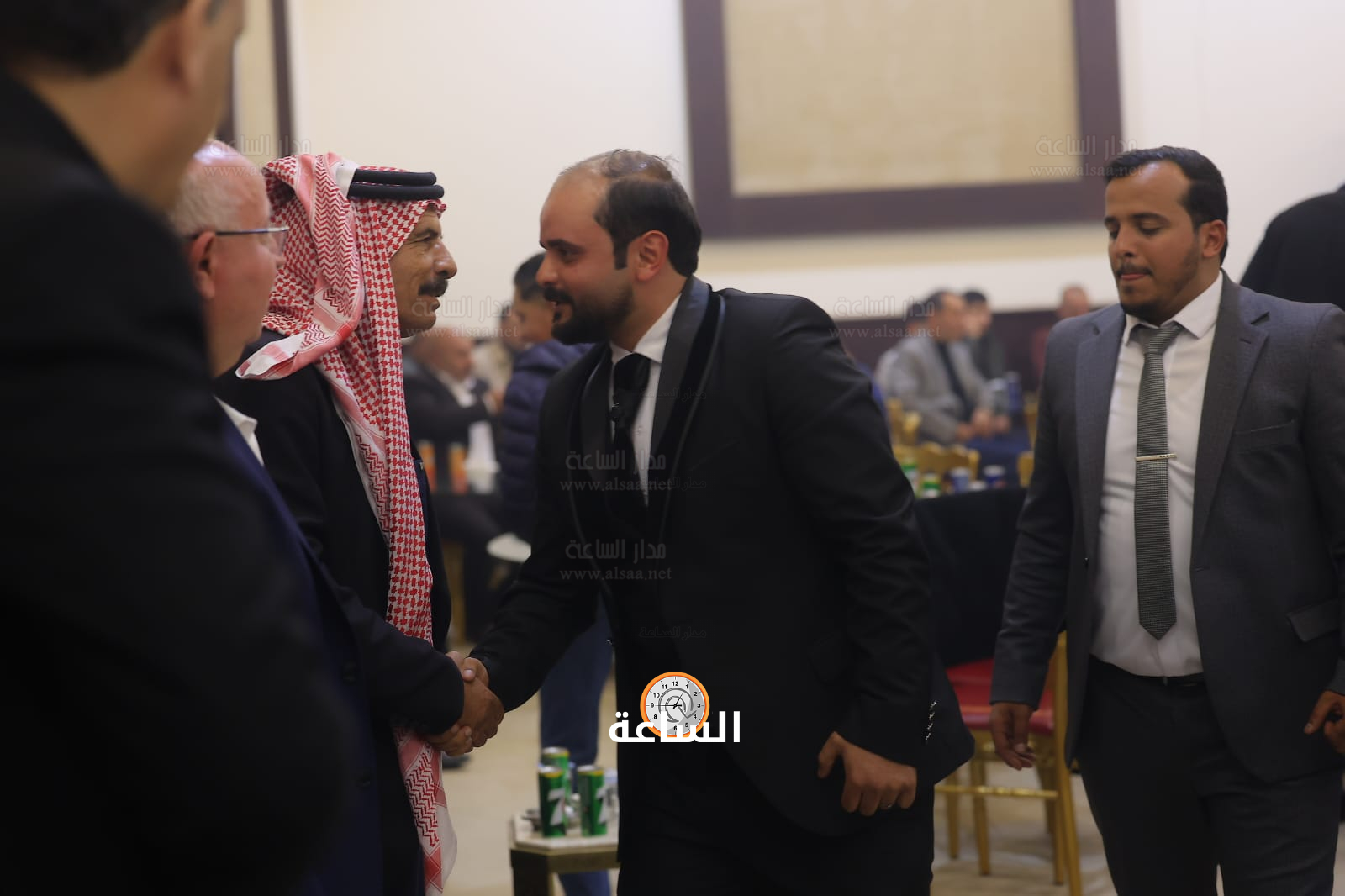 Madar Al-Saa Images 0.7064618101608875