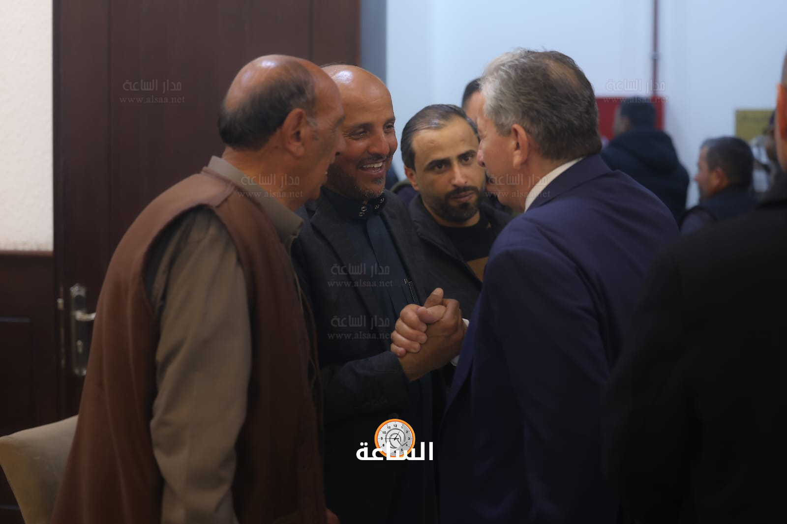 Madar Al-Saa Images 0.49956200775311244