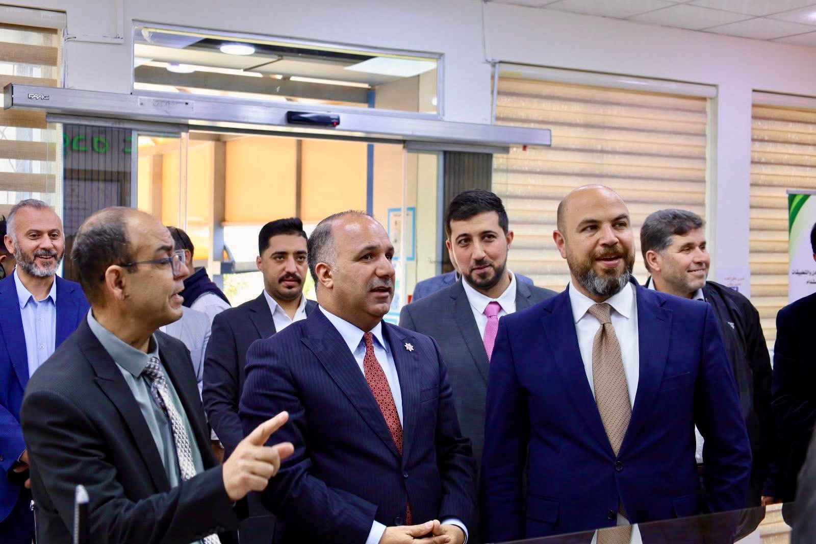 Madar Al-Saa Images 0.6925679850405523