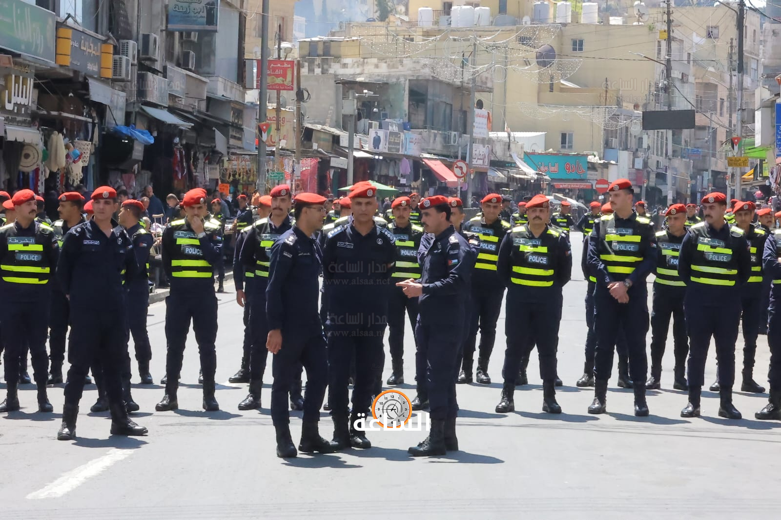 Madar Al-Saa Images 0.403435369785062