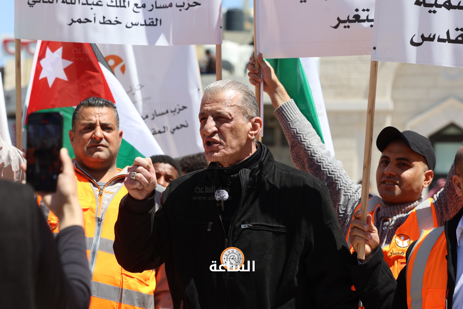 Madar Al-Saa Images 0.8151261781749436