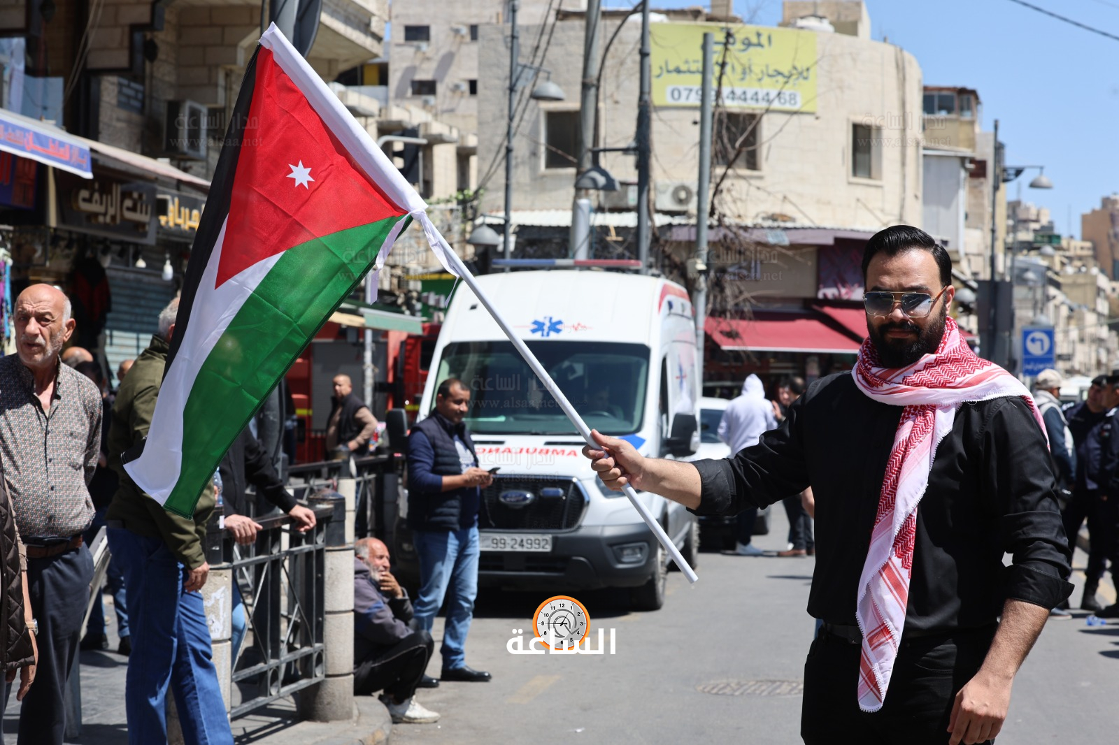 Madar Al-Saa Images 0.25859689882827275