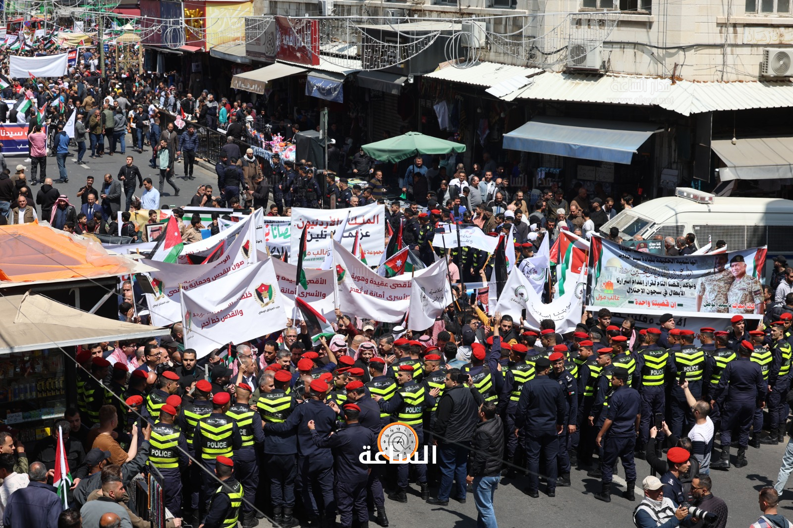 Madar Al-Saa Images 0.6411296780603503