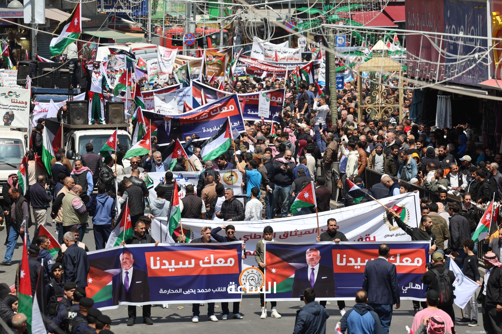 Madar Al-Saa Images 0.8753581543890138