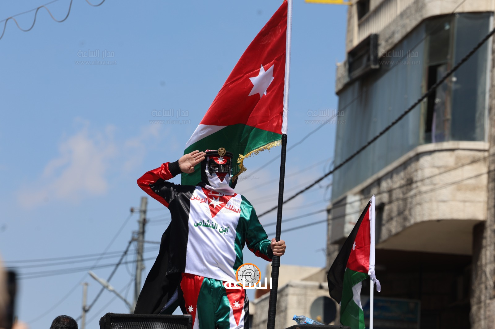 Madar Al-Saa Images 0.3594789458850868