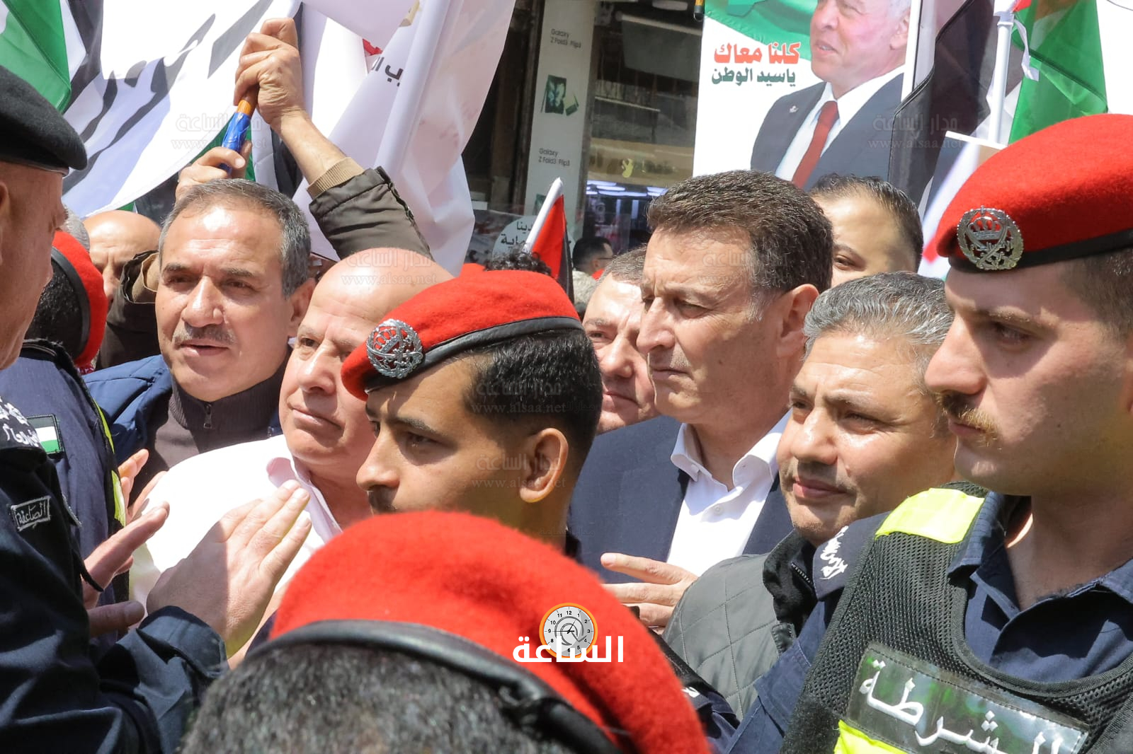 Madar Al-Saa Images 0.08658035032610645