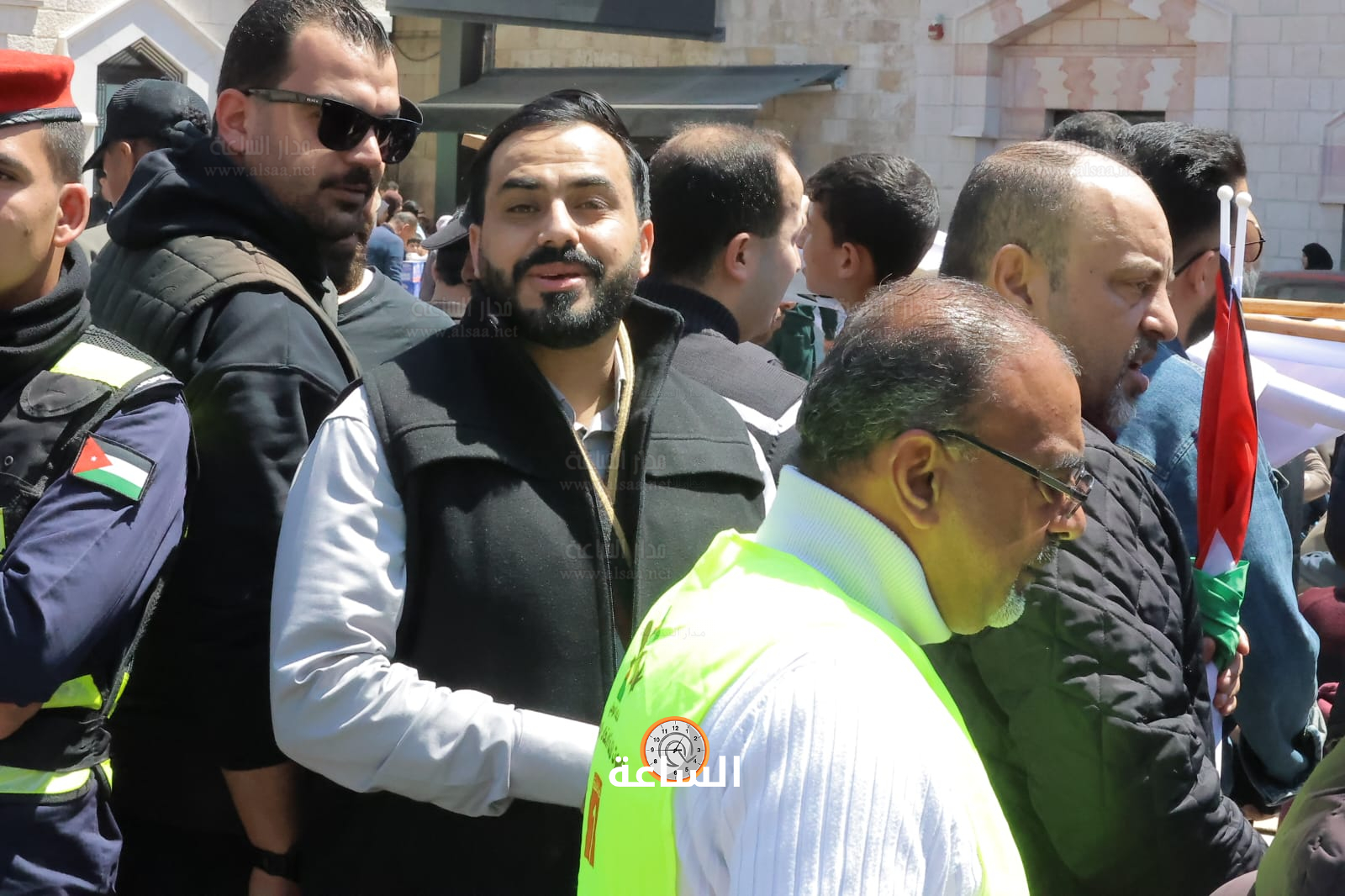 Madar Al-Saa Images 0.8904754955873374