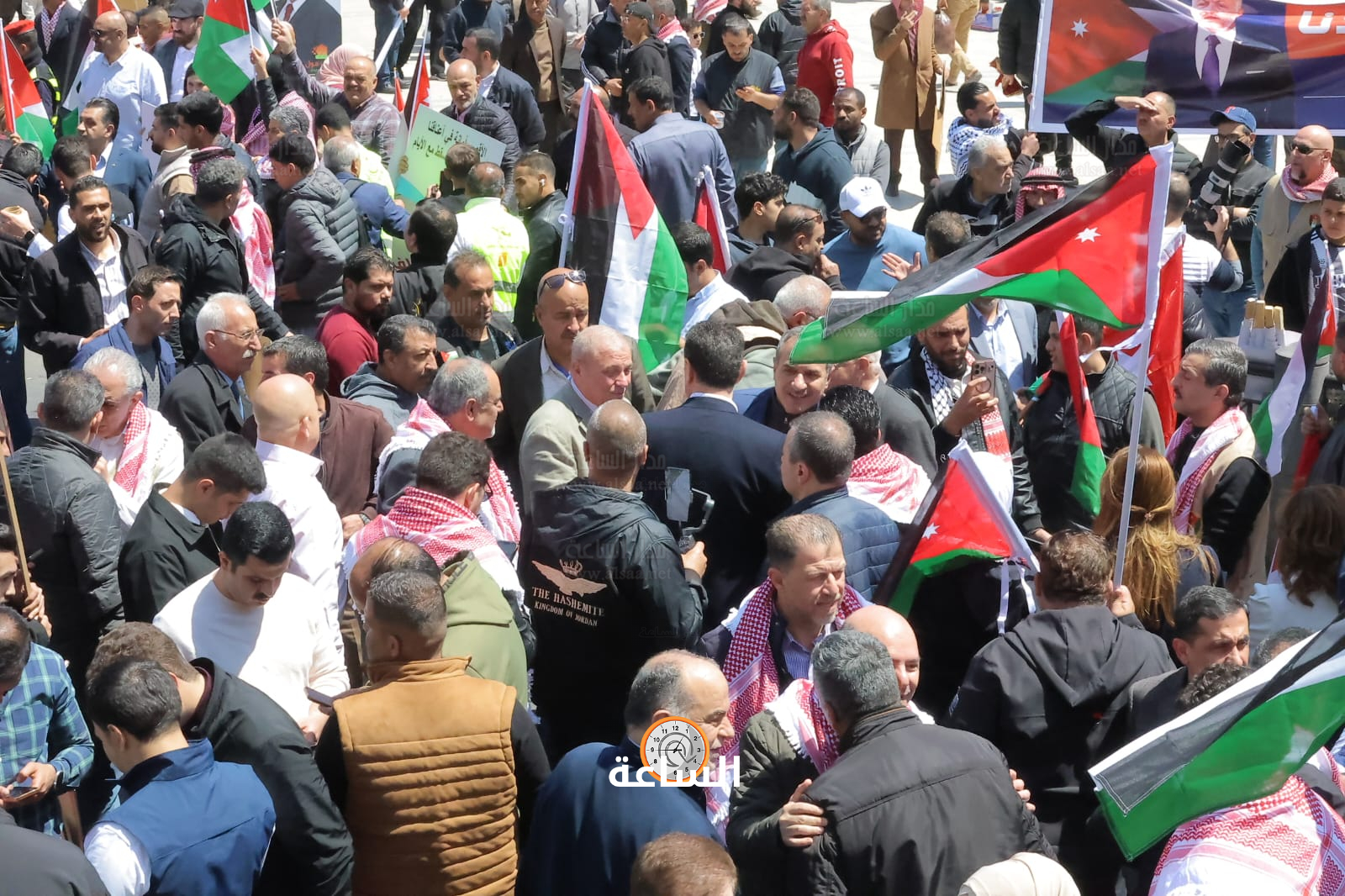 Madar Al-Saa Images 0.6584073383623531