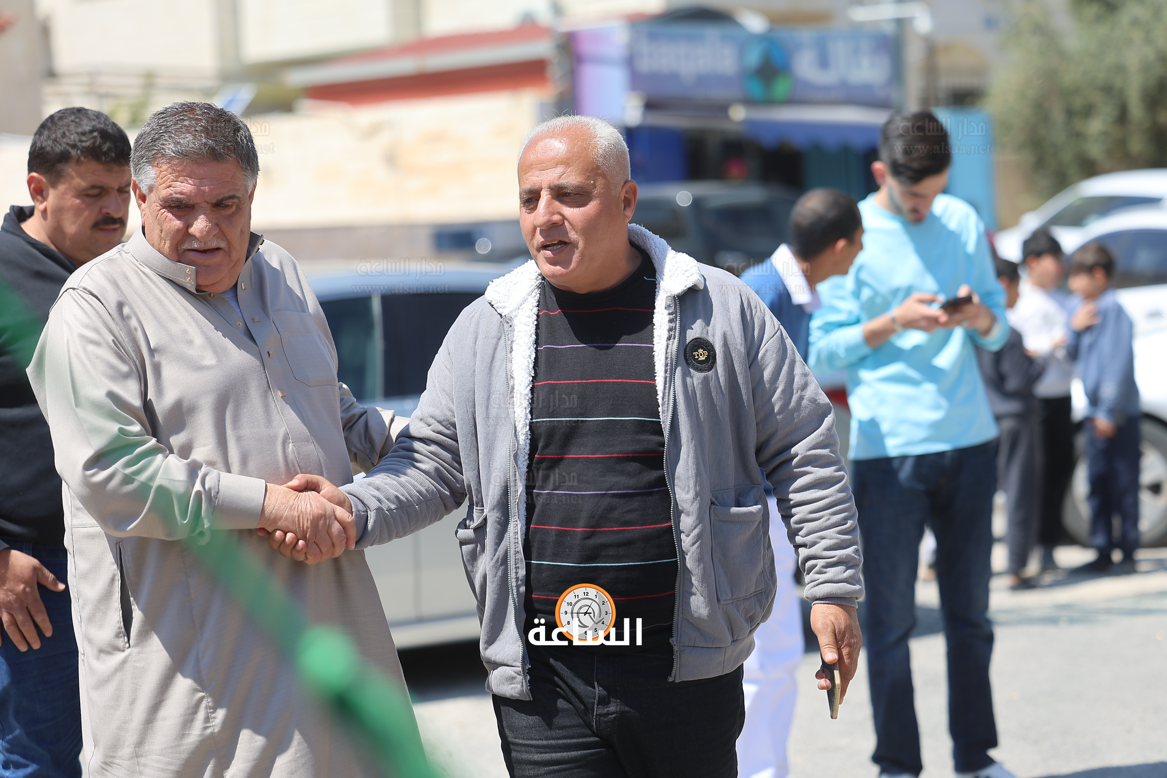 Madar Al-Saa Images 0.5219312049885245