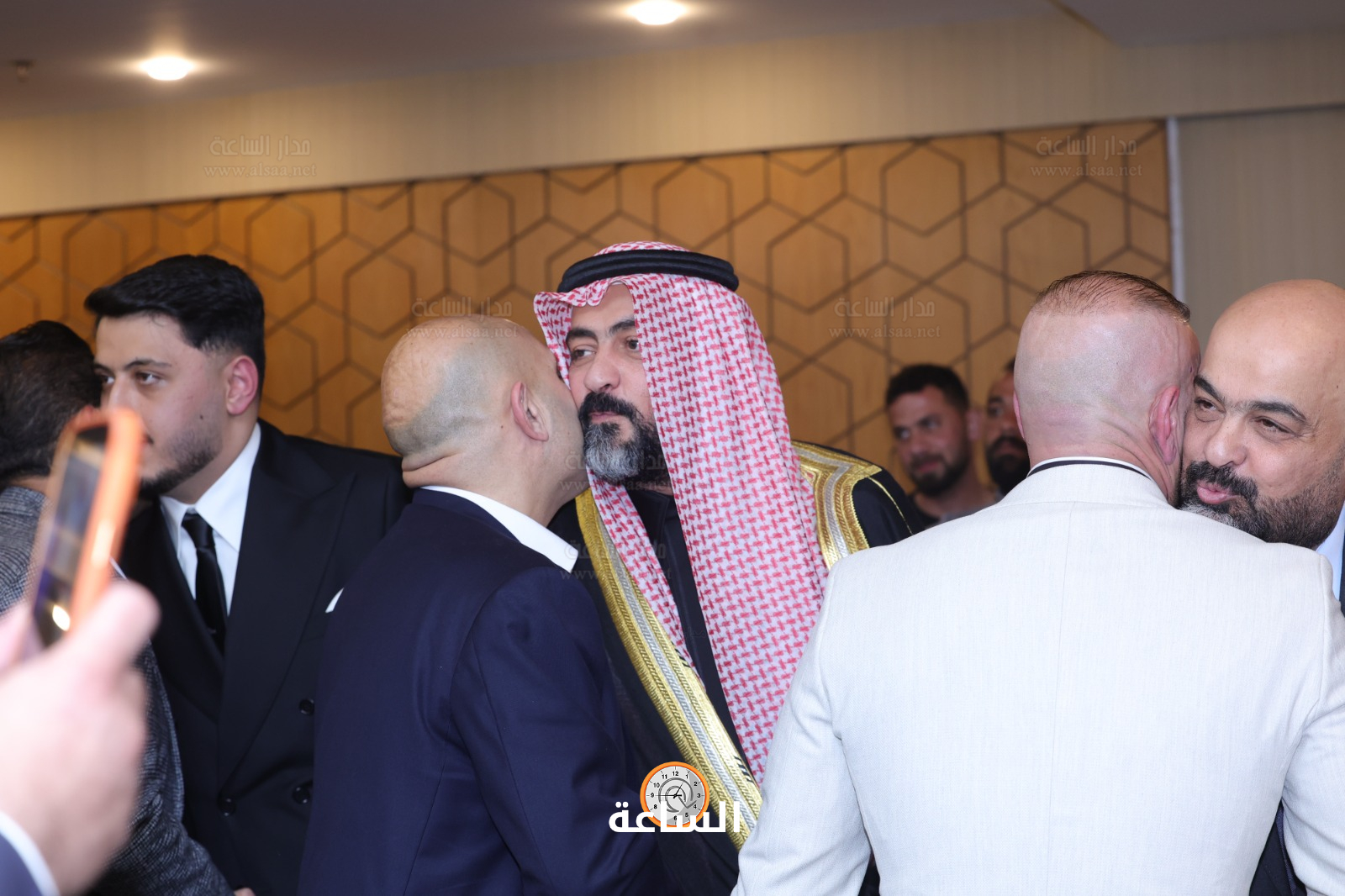 Madar Al-Saa Images 0.4795956850083878