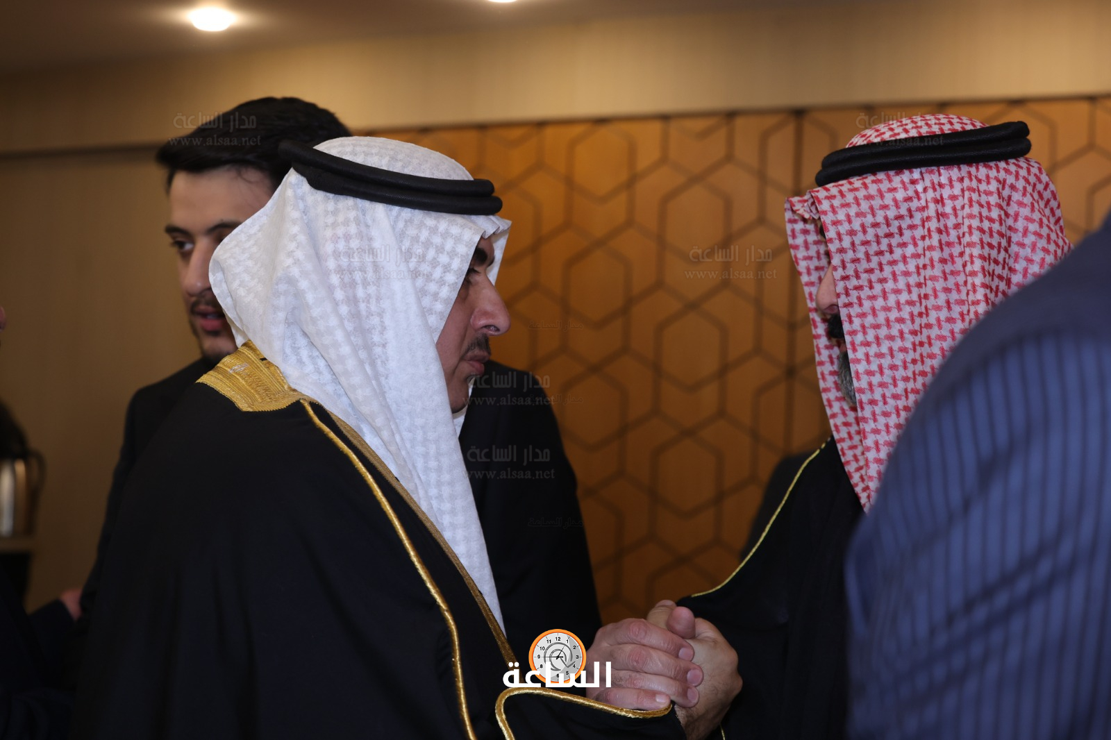 Madar Al-Saa Images 0.7116313600833927