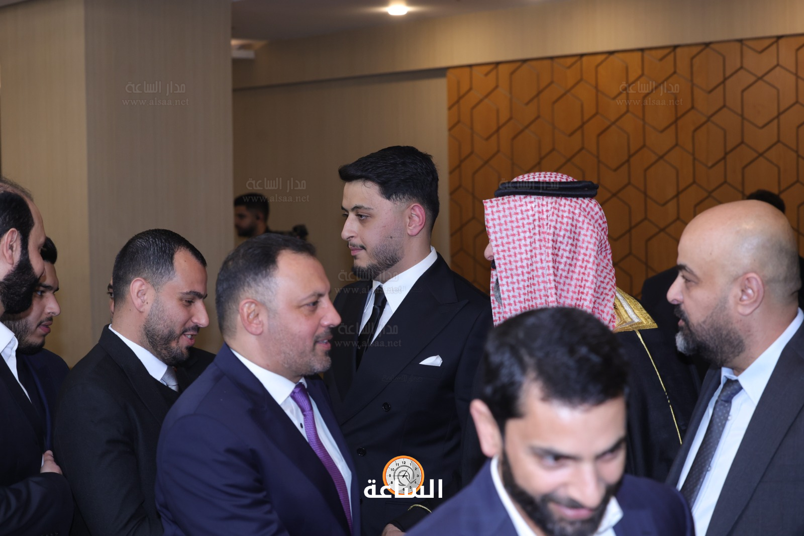 Madar Al-Saa Images 0.6988492618427192