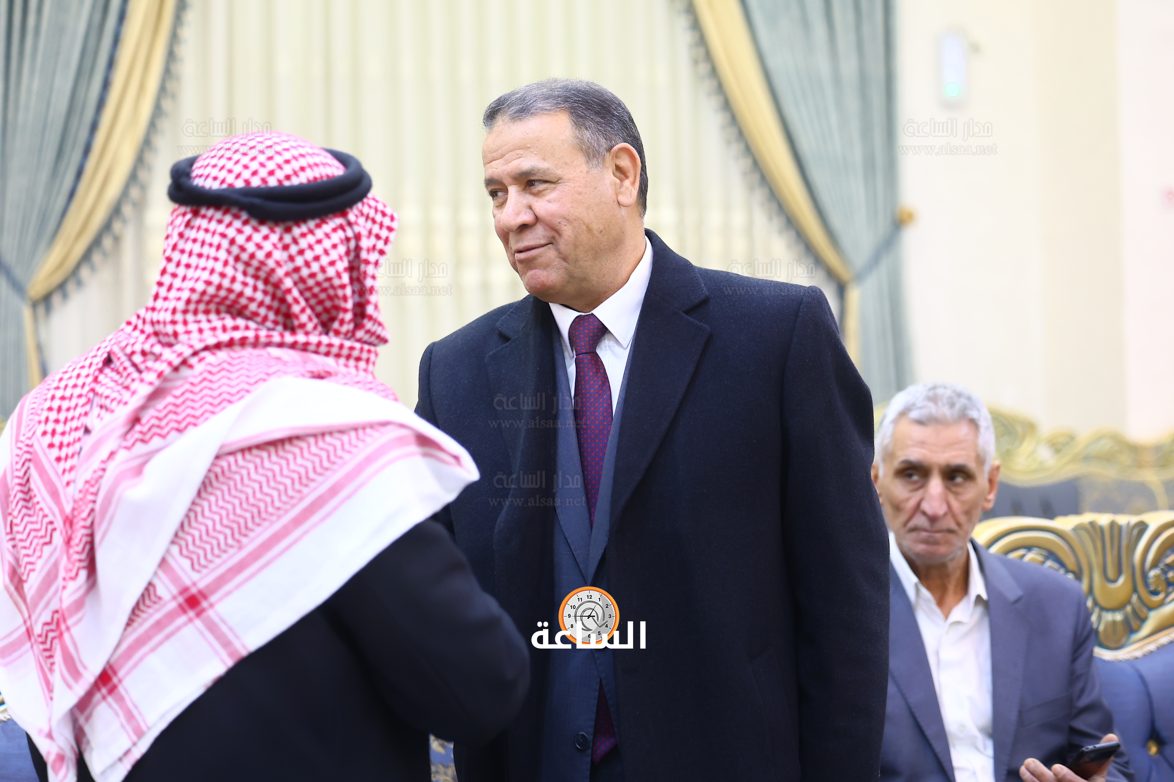 Madar Al-Saa Images 0.3582544567866013