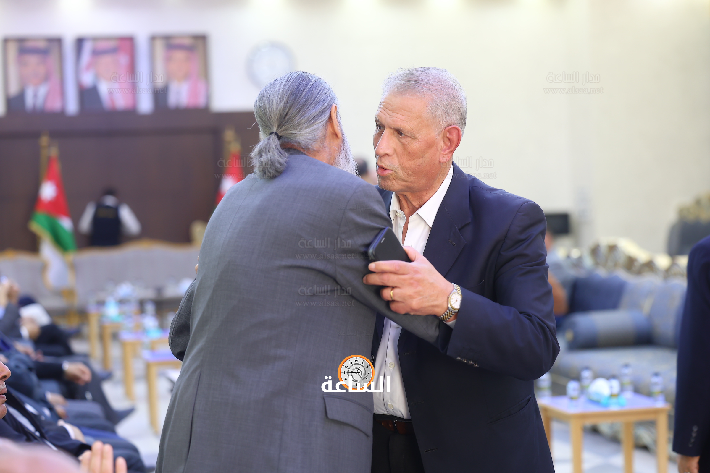 Madar Al-Saa Images 0.5098570481586662