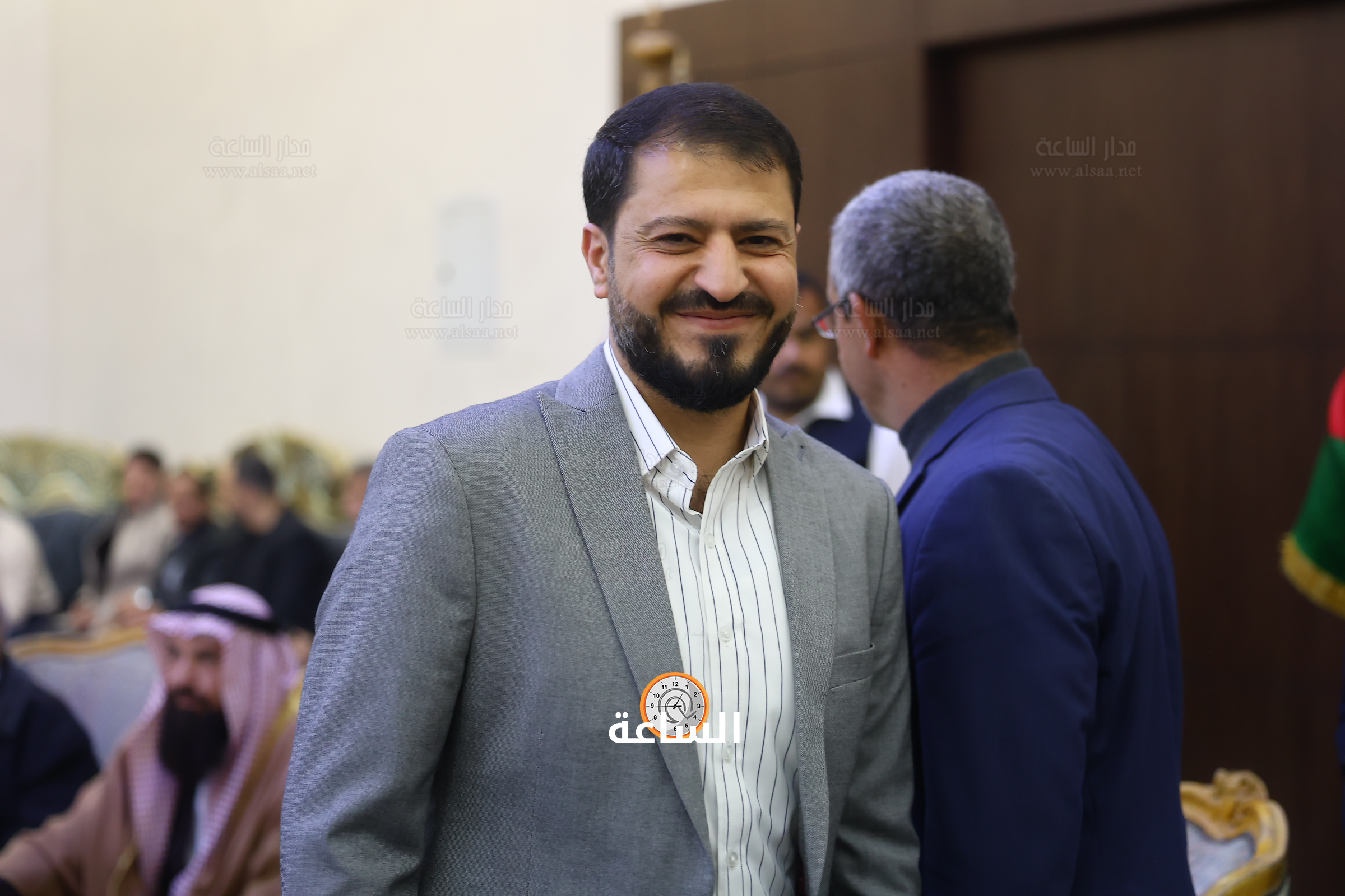 Madar Al-Saa Images 0.5234134458024922