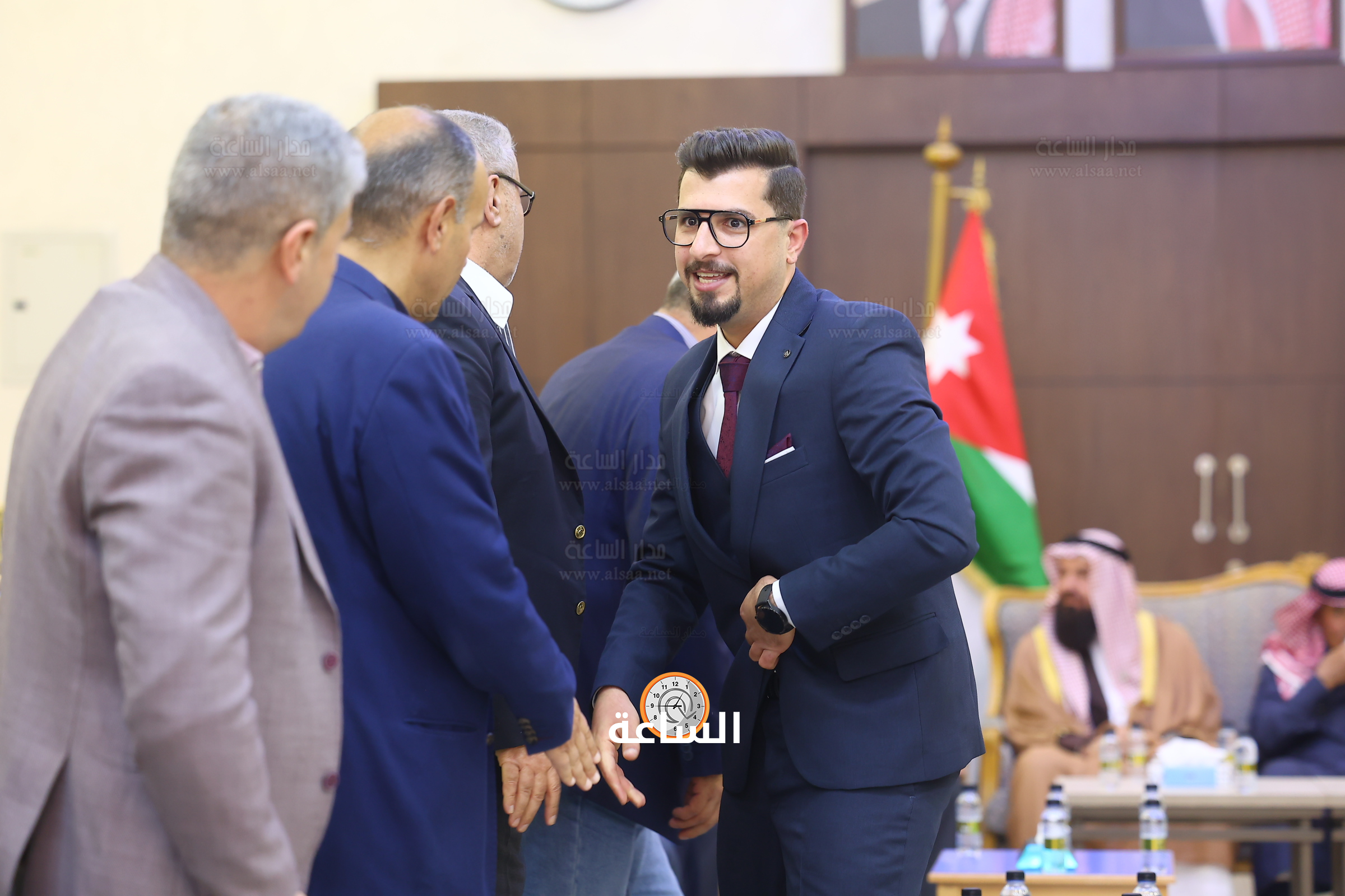 Madar Al-Saa Images 0.9829173364023797