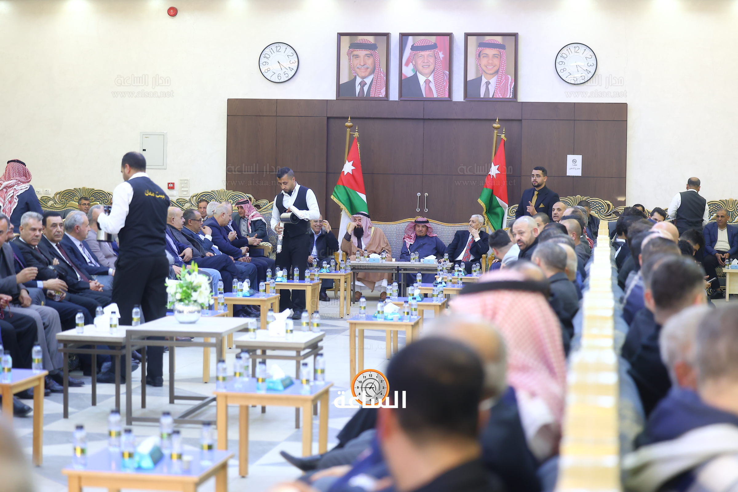 Madar Al-Saa Images 0.3747018914285625