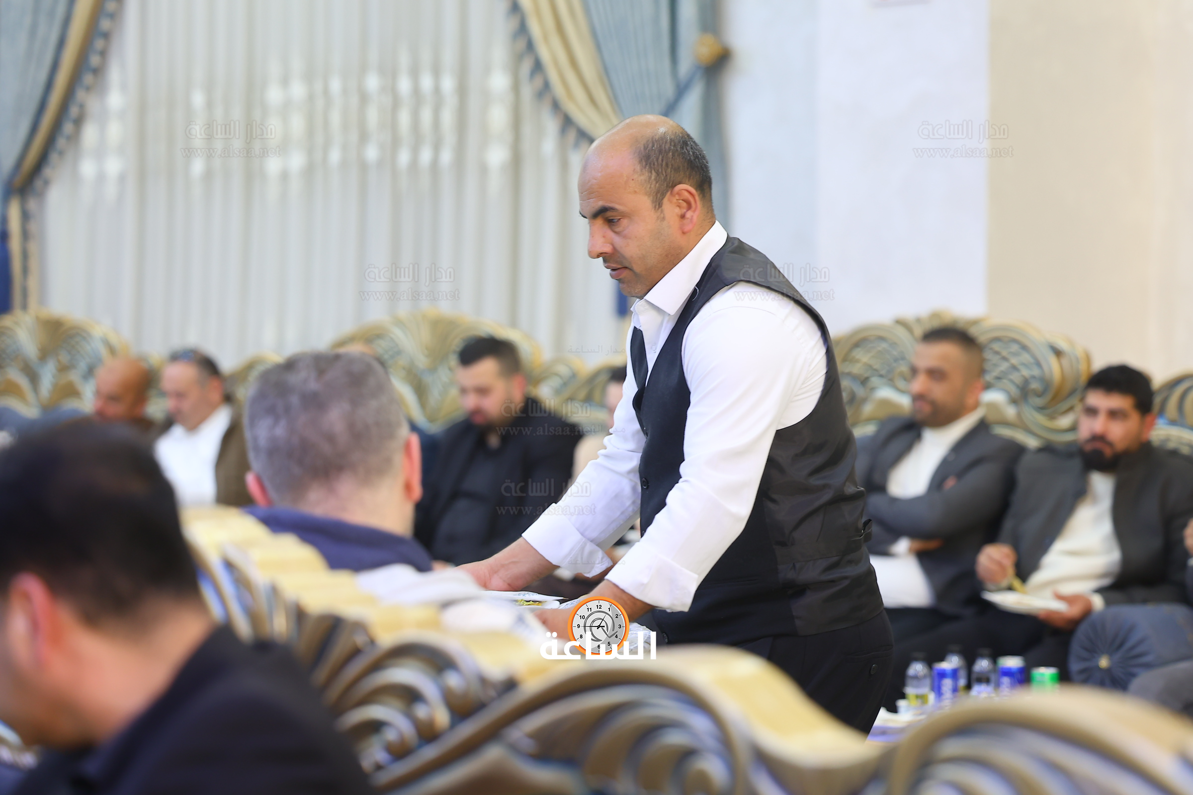 Madar Al-Saa Images 0.6162094713460639