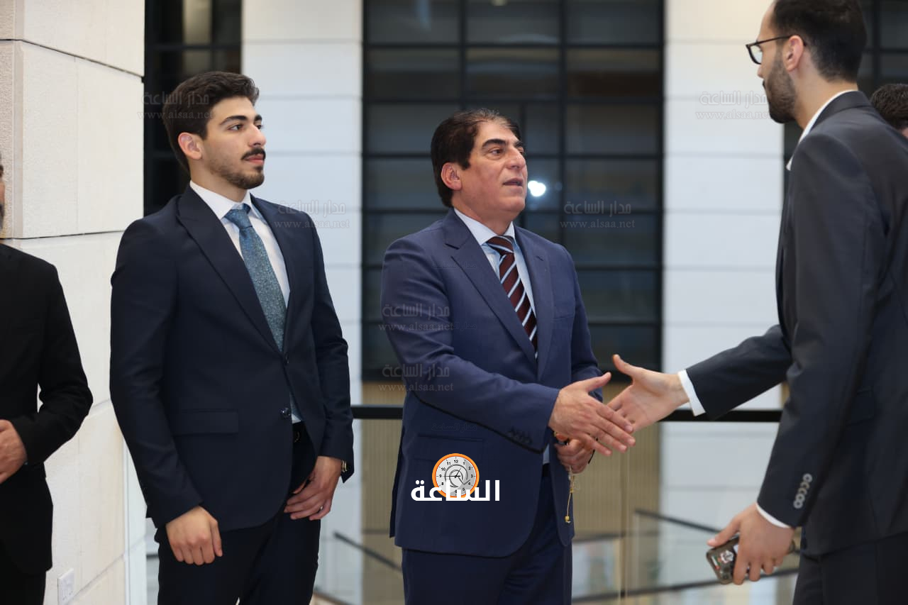 Madar Al-Saa Images 0.4106503326231913