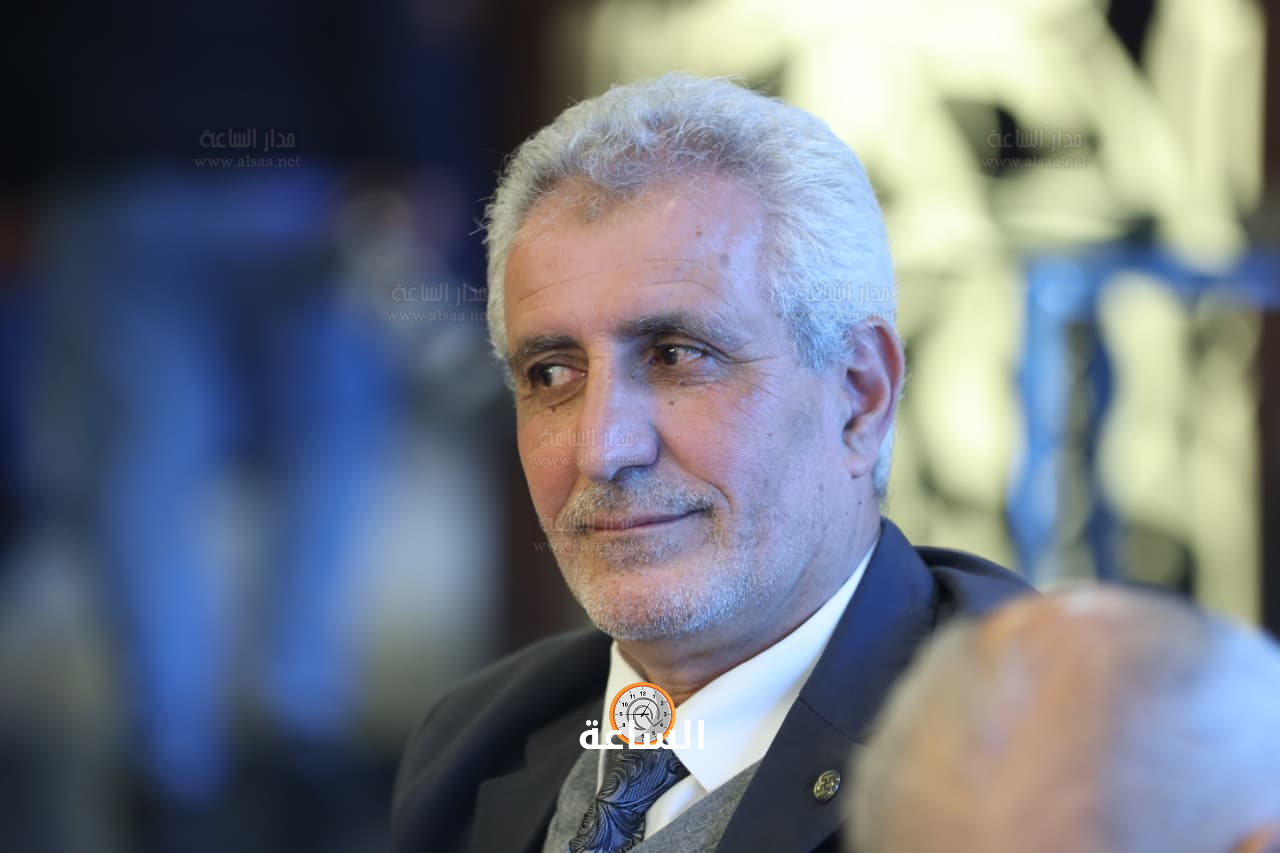 Madar Al-Saa Images 0.42272977425140146