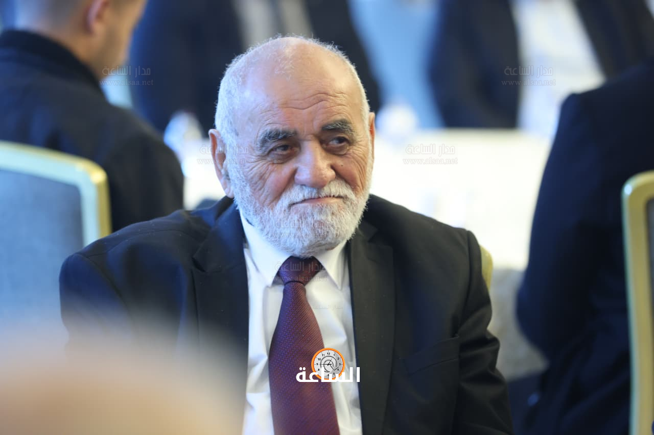 Madar Al-Saa Images 0.9176938407498169