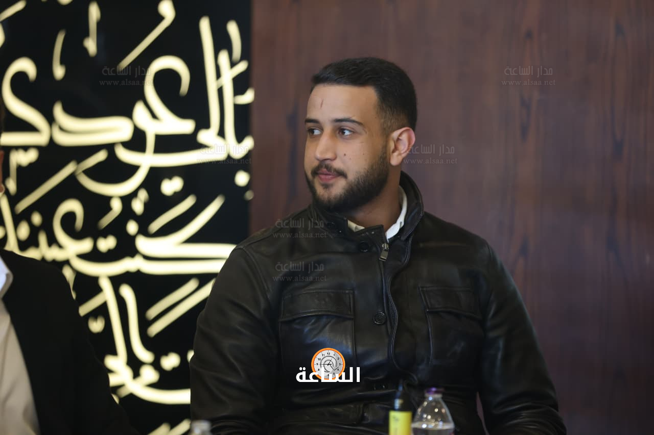 Madar Al-Saa Images 0.45595552081684265